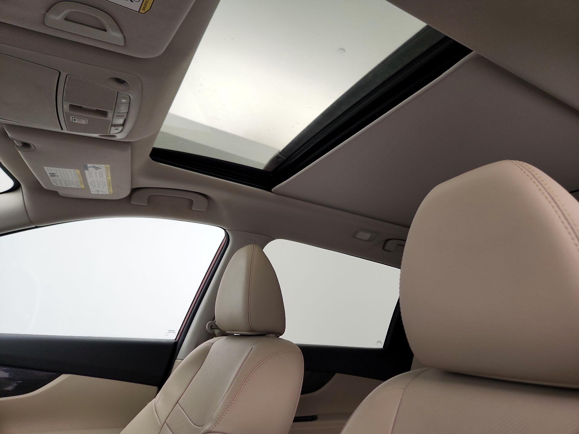 Thumbnail: 2016 Nissan Rogue - 20