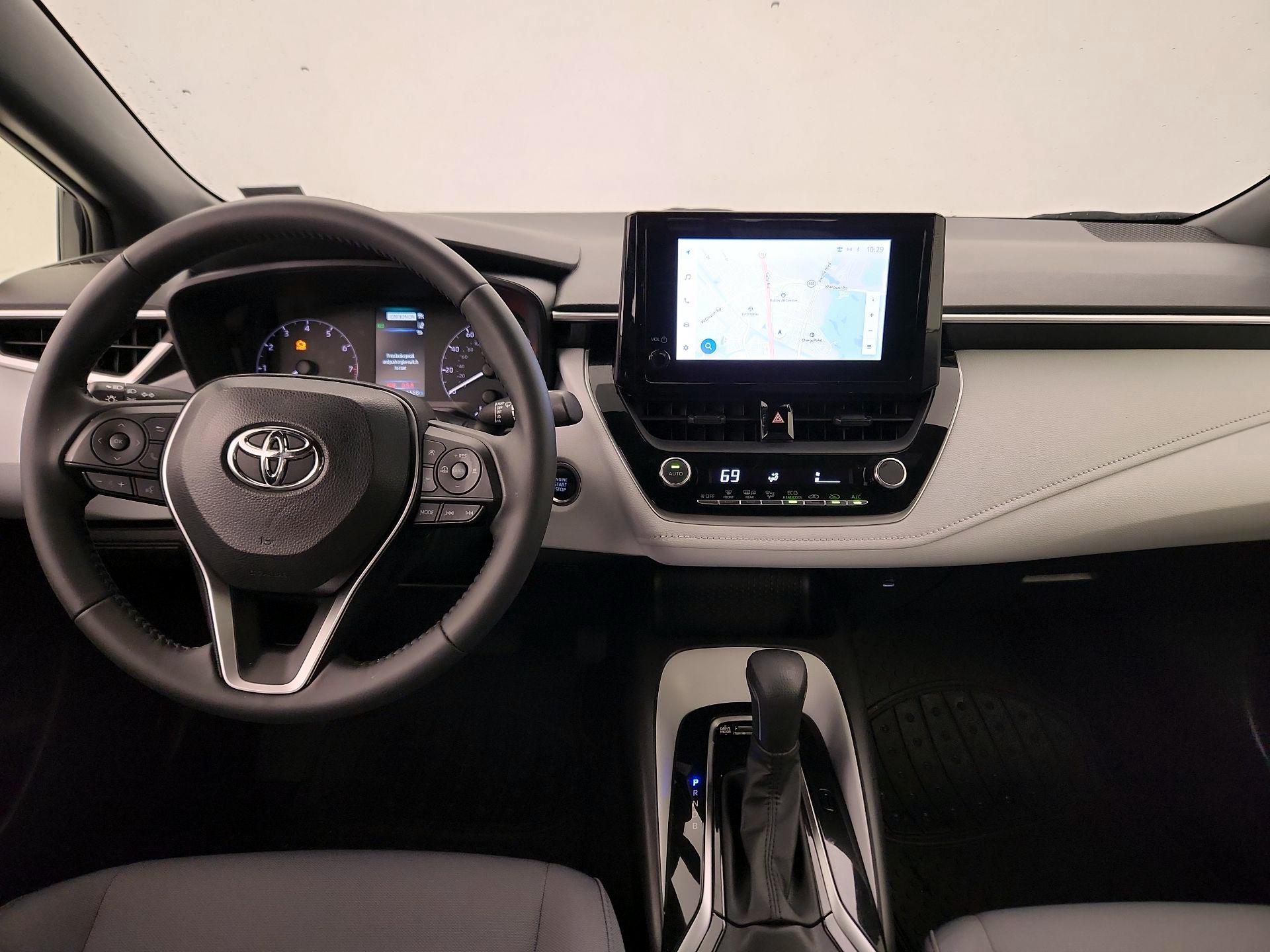 Thumbnail: 2023 Toyota Corolla - 9