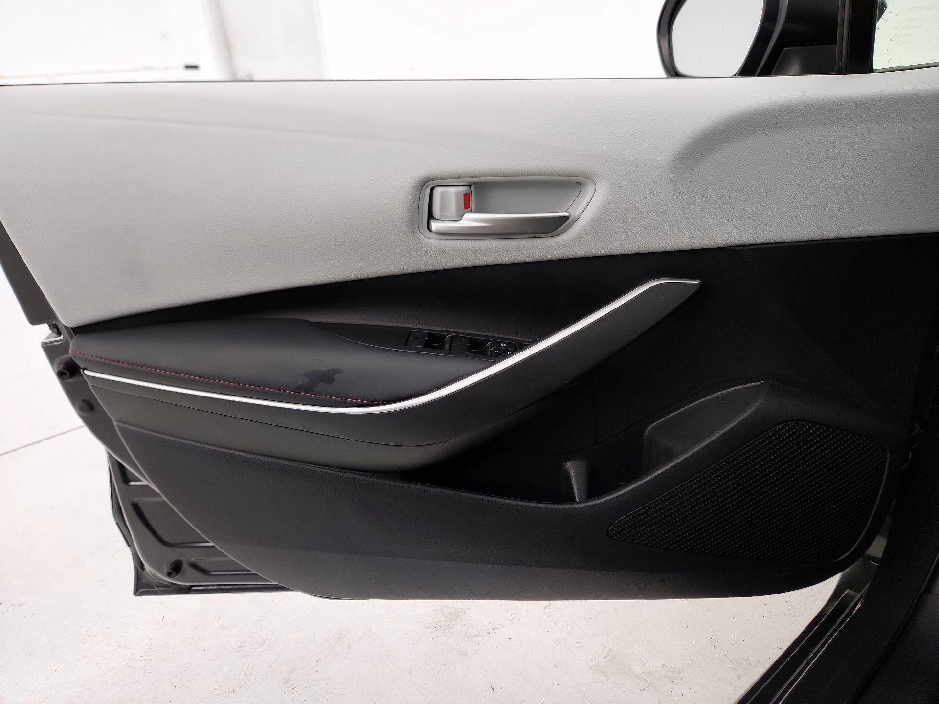 Thumbnail: 2023 Toyota Corolla - 12