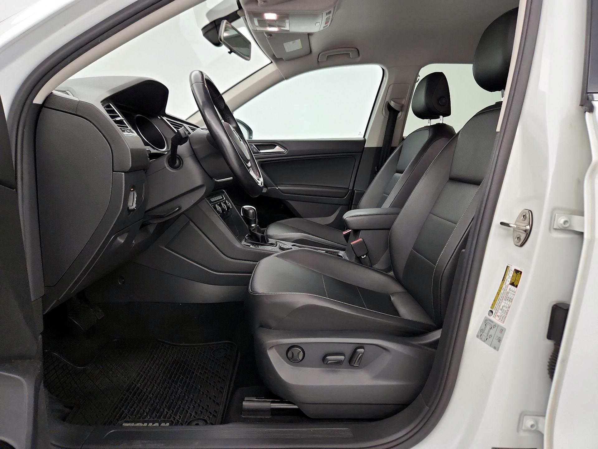 Thumbnail: 2018 Volkswagen Tiguan - 11