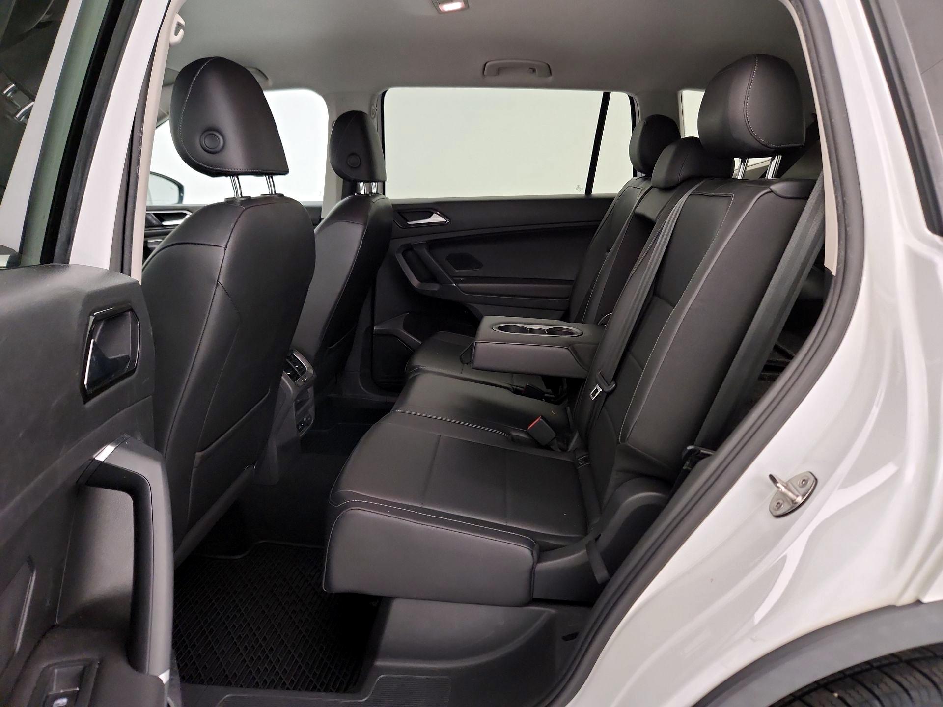 Thumbnail: 2018 Volkswagen Tiguan - 19