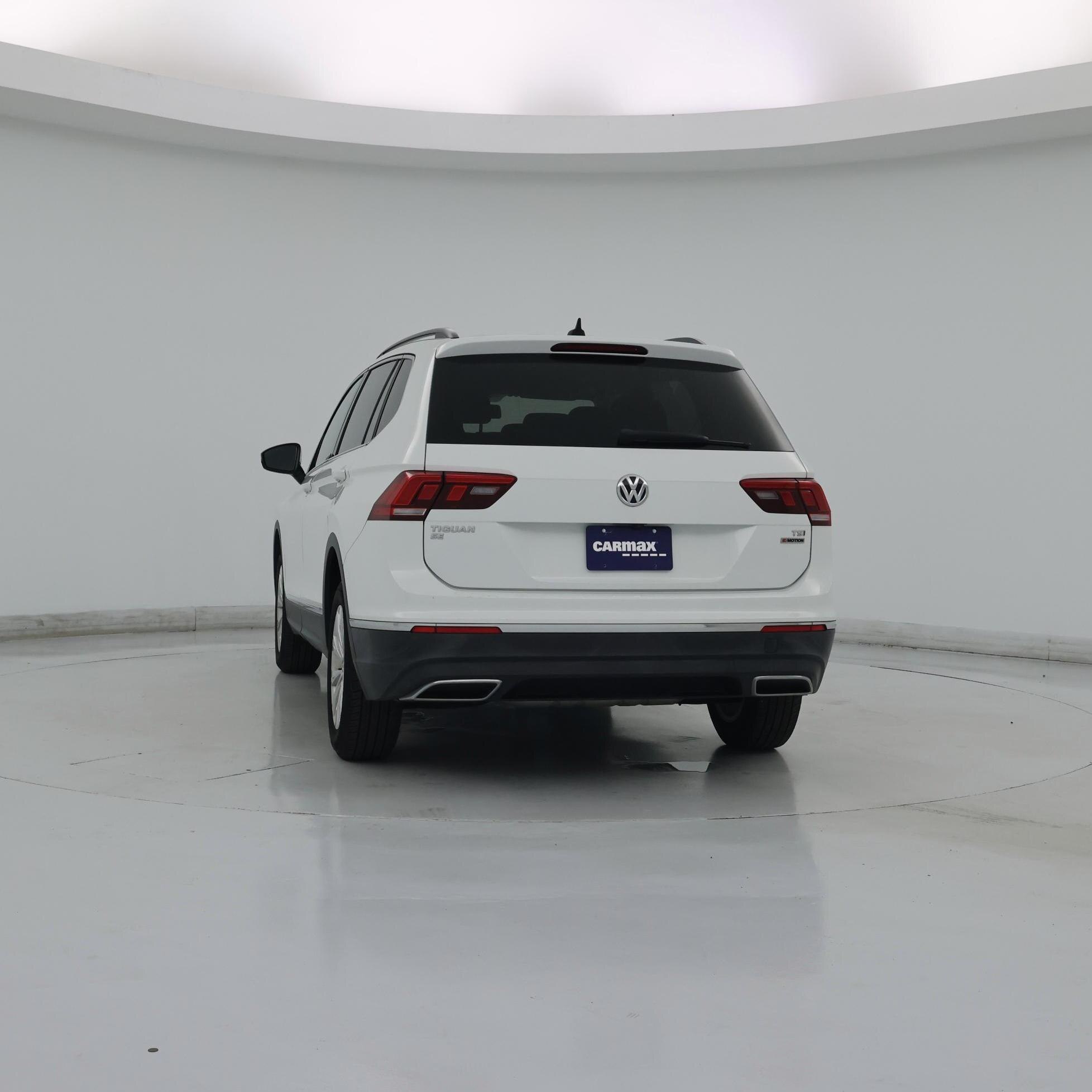 Thumbnail: 2018 Volkswagen Tiguan - 6