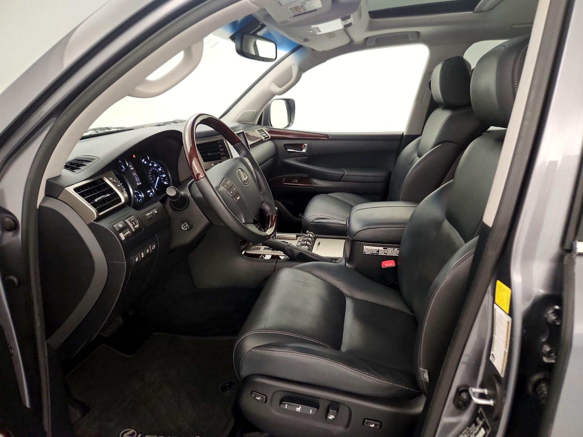 Thumbnail: 2014 Lexus LX - 11