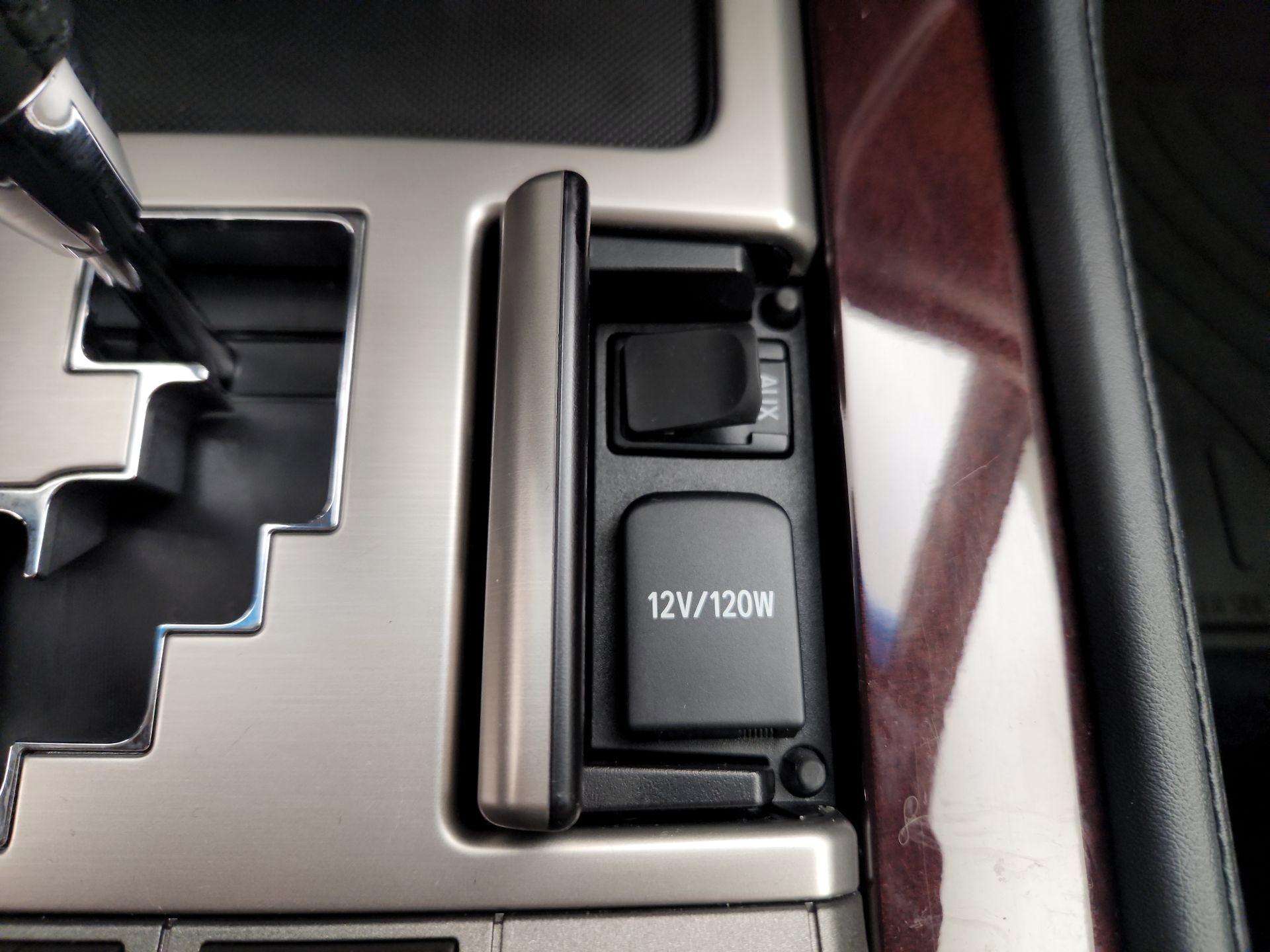 Thumbnail: 2014 Lexus LX - 19