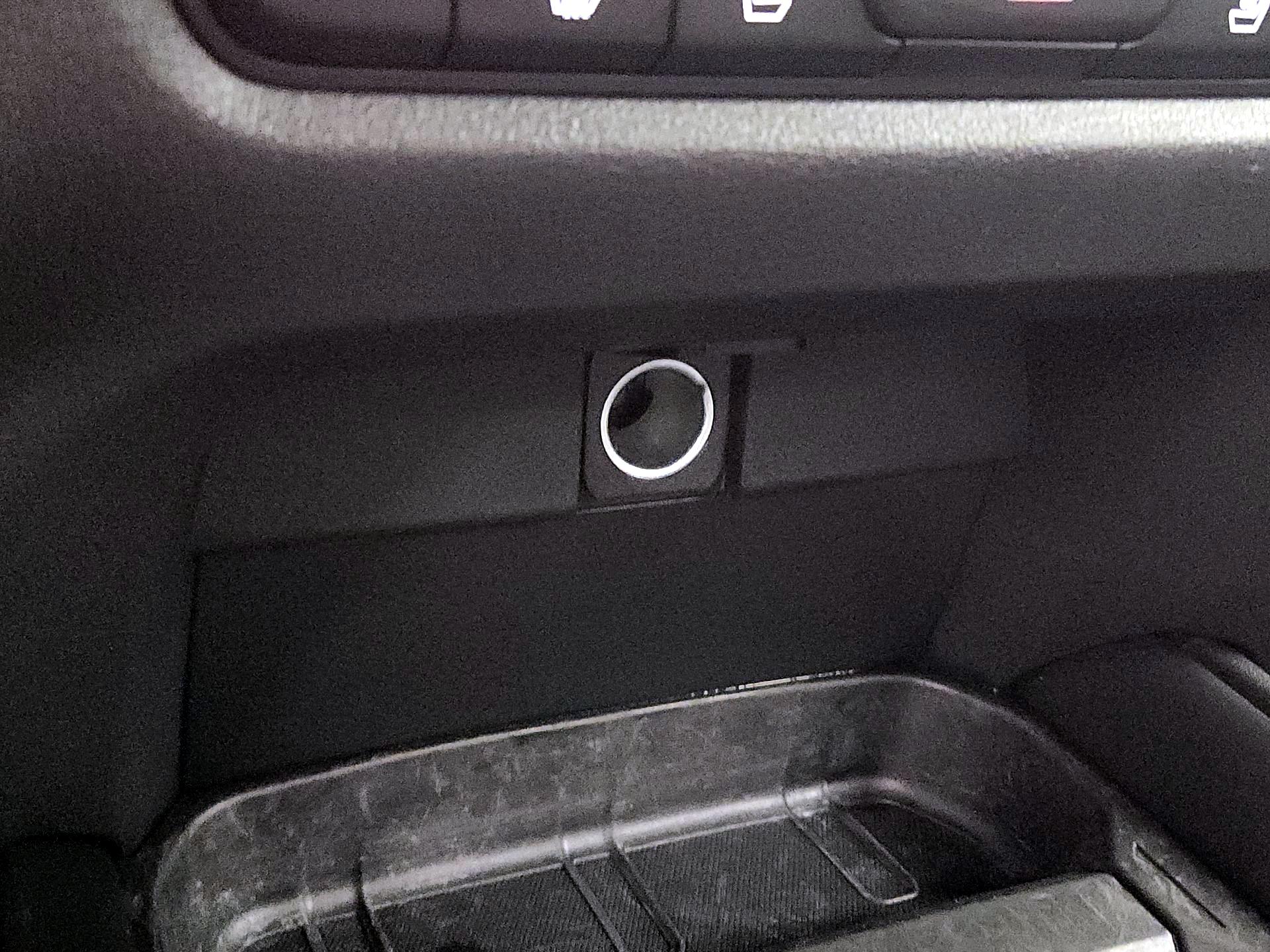 Thumbnail: 2023 Mazda CX-50 - 18