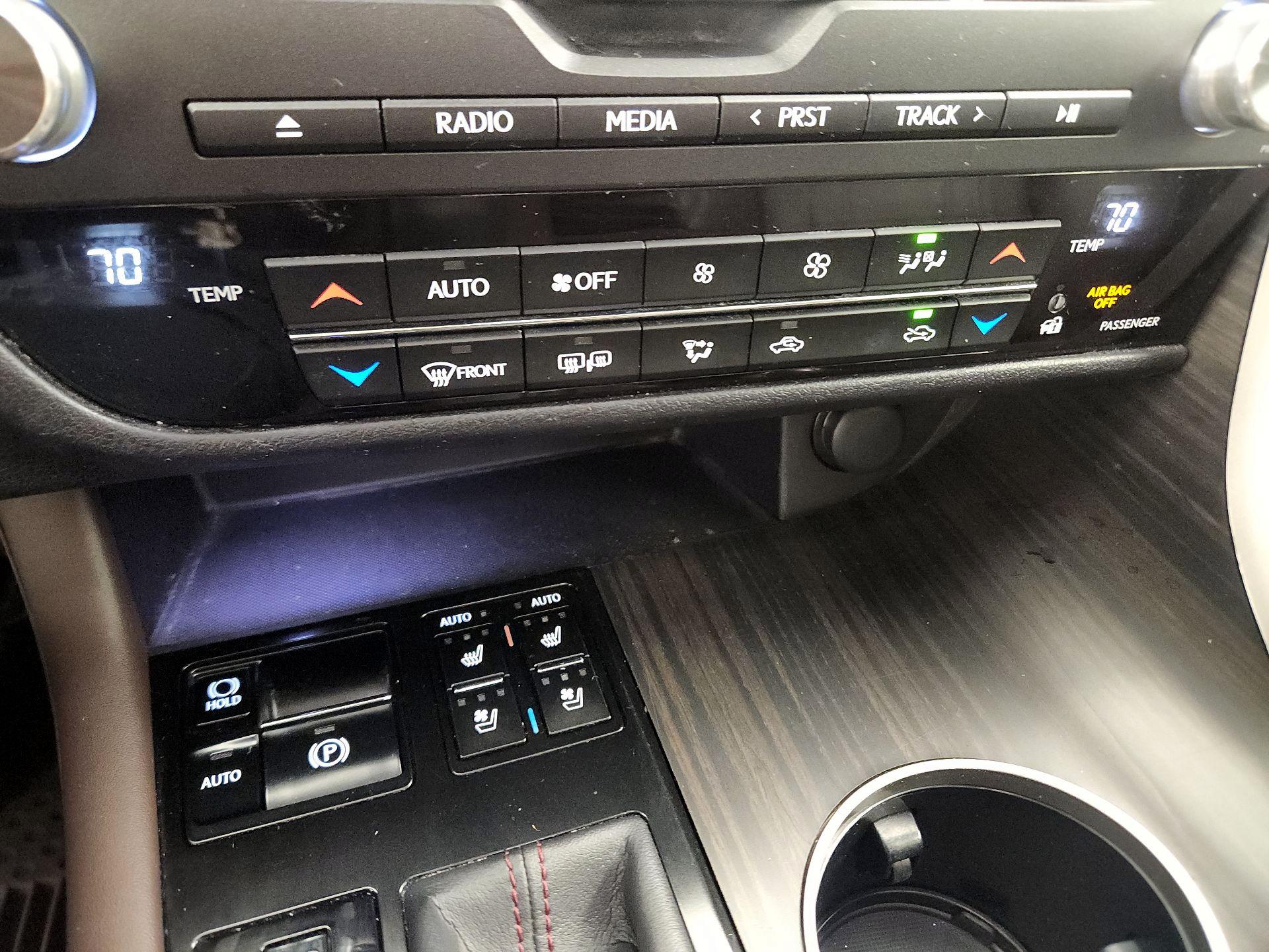 Thumbnail: 2017 Lexus RX - 15