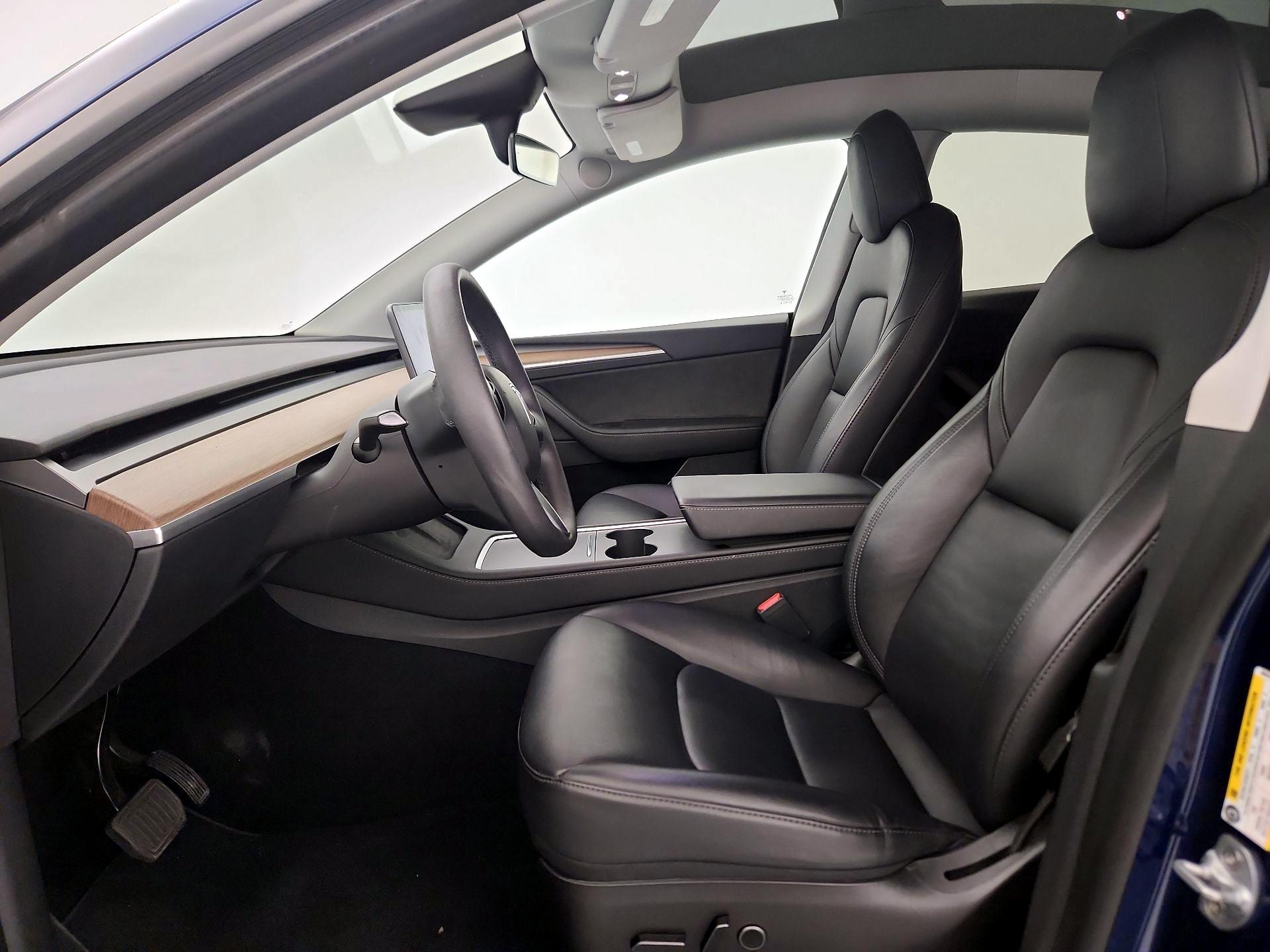 Thumbnail: 2023 Tesla Model Y - 11