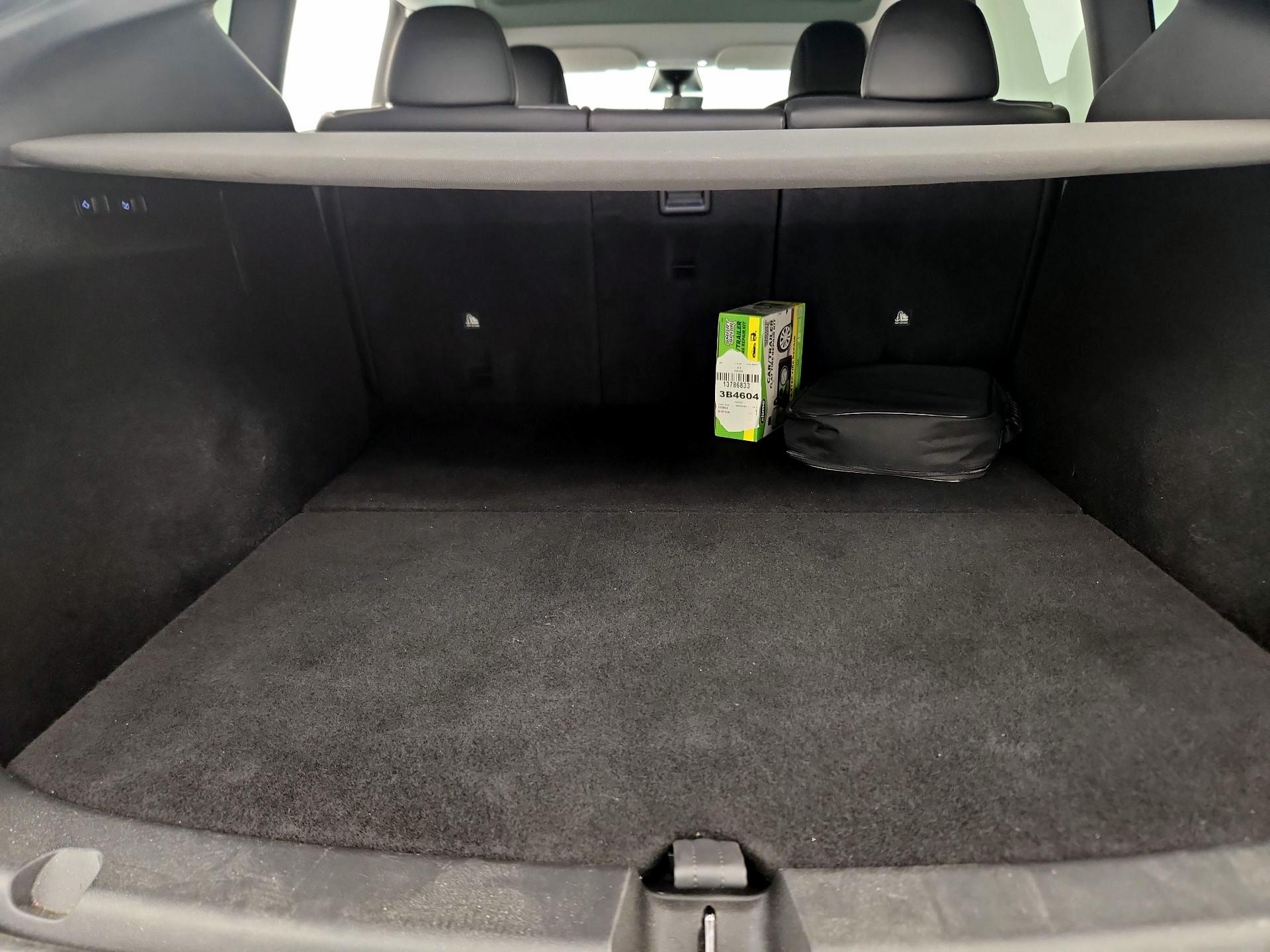 Thumbnail: 2023 Tesla Model Y - 19