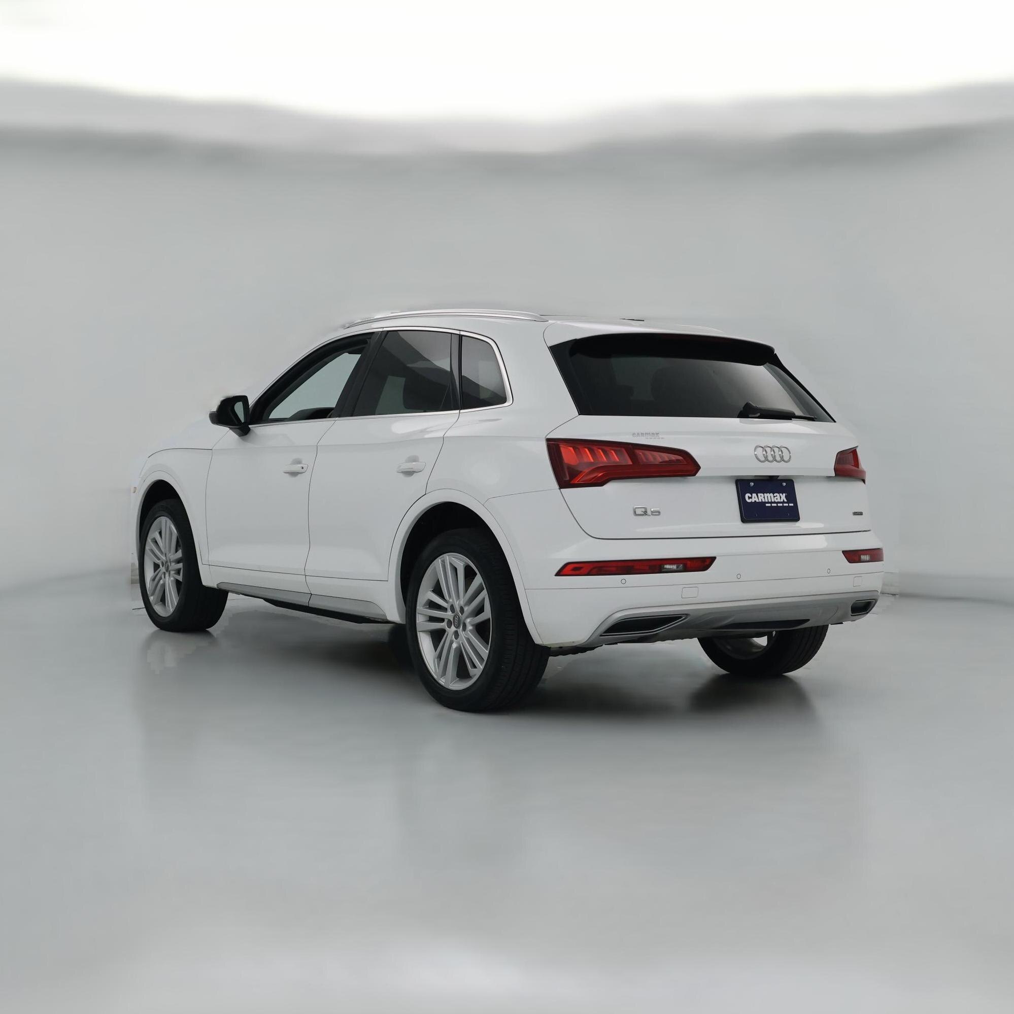 Thumbnail: 2020 Audi Q5 - 1