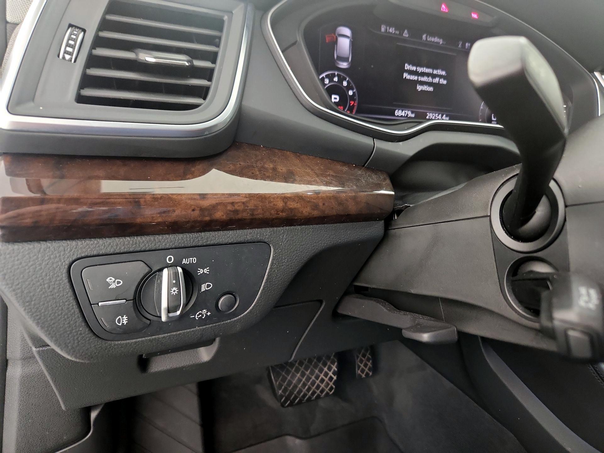 Thumbnail: 2020 Audi Q5 - 13