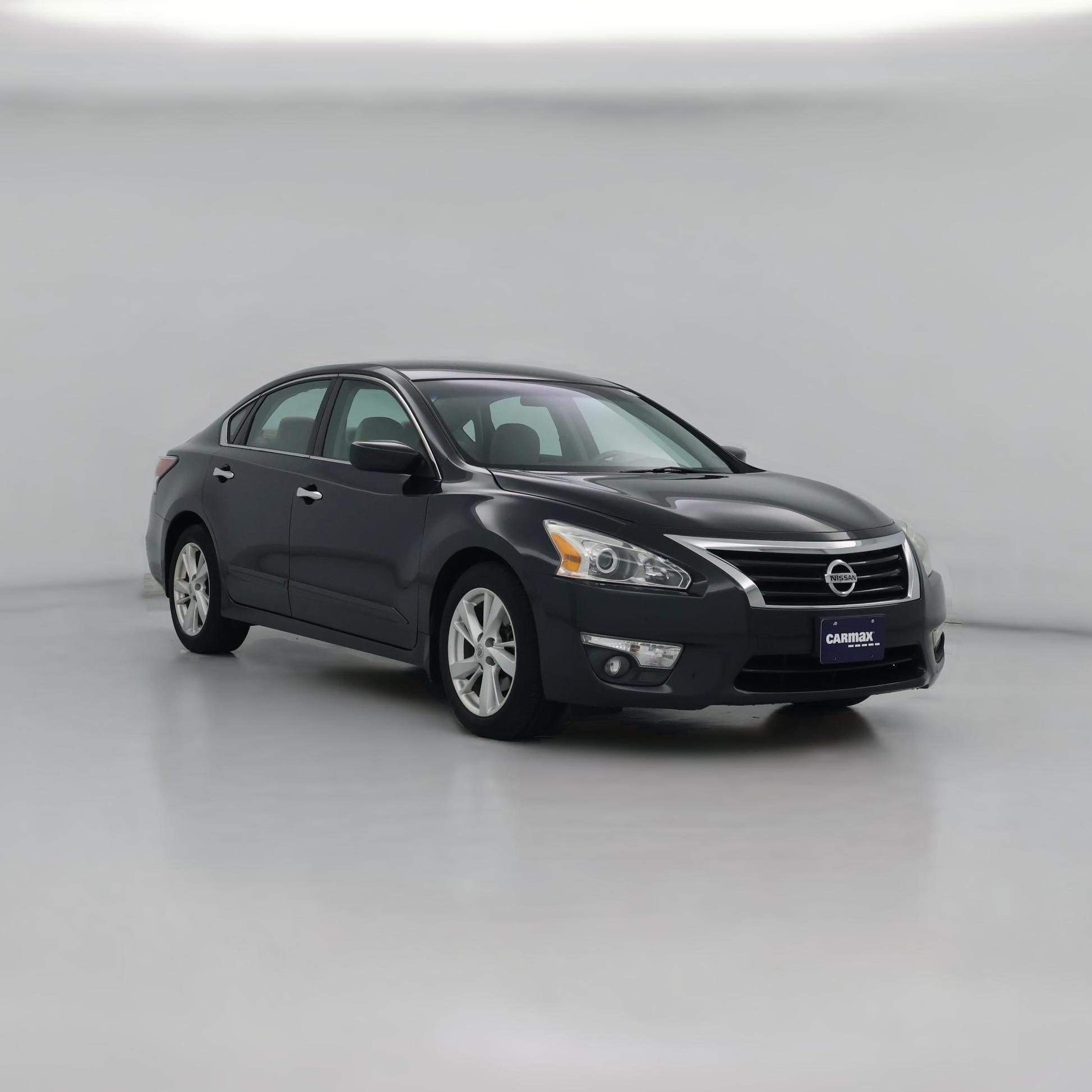 Thumbnail: 2015 Nissan Altima - 1