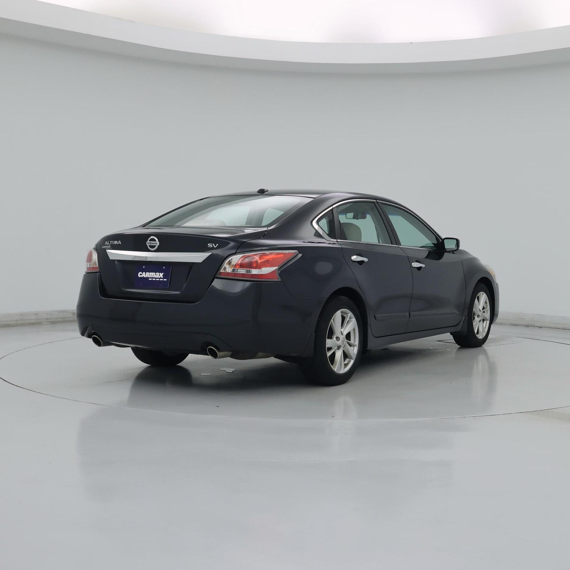 Thumbnail: 2015 Nissan Altima - 8