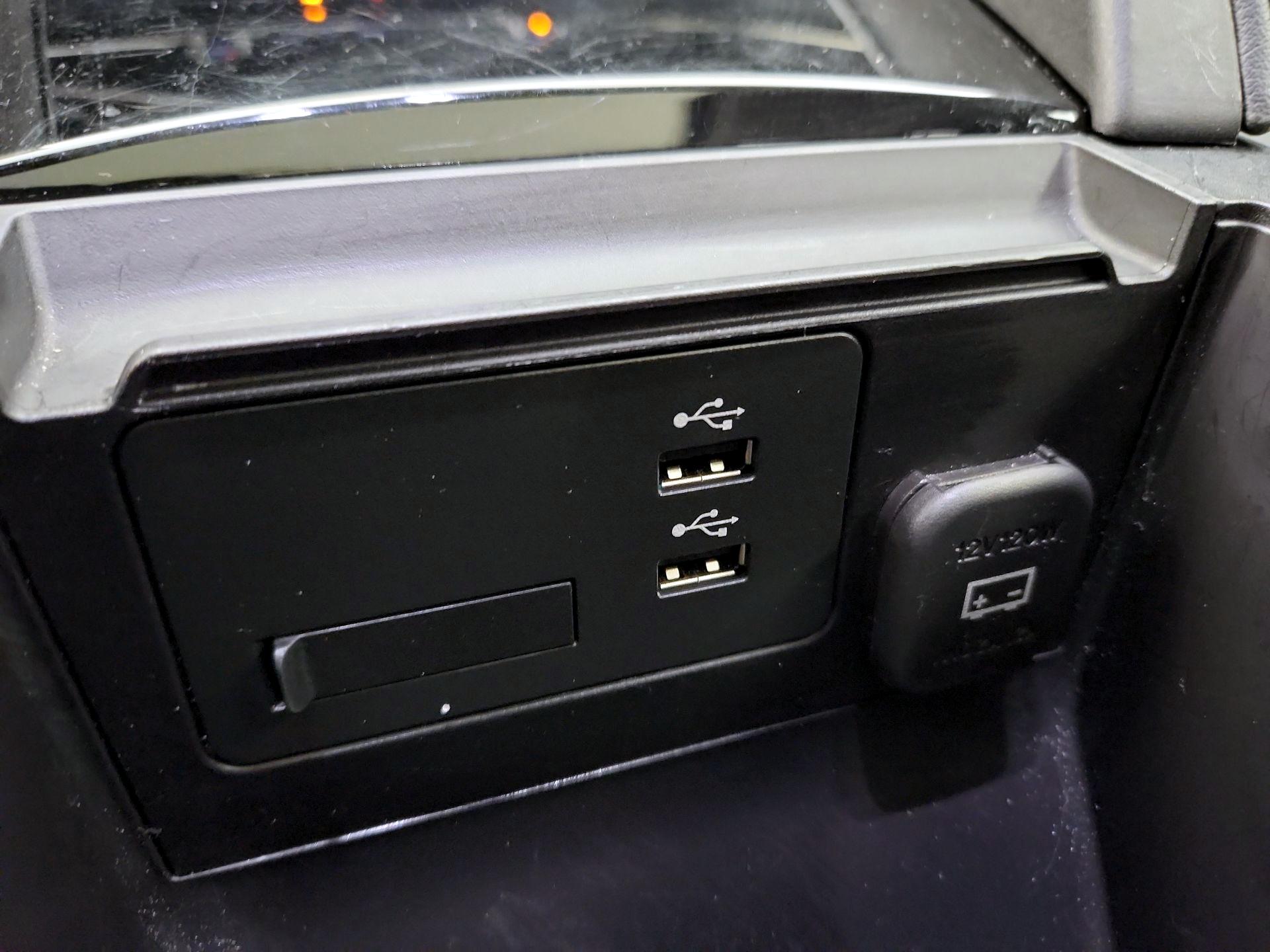 Thumbnail: 2022 Mazda Mazda3 - 18