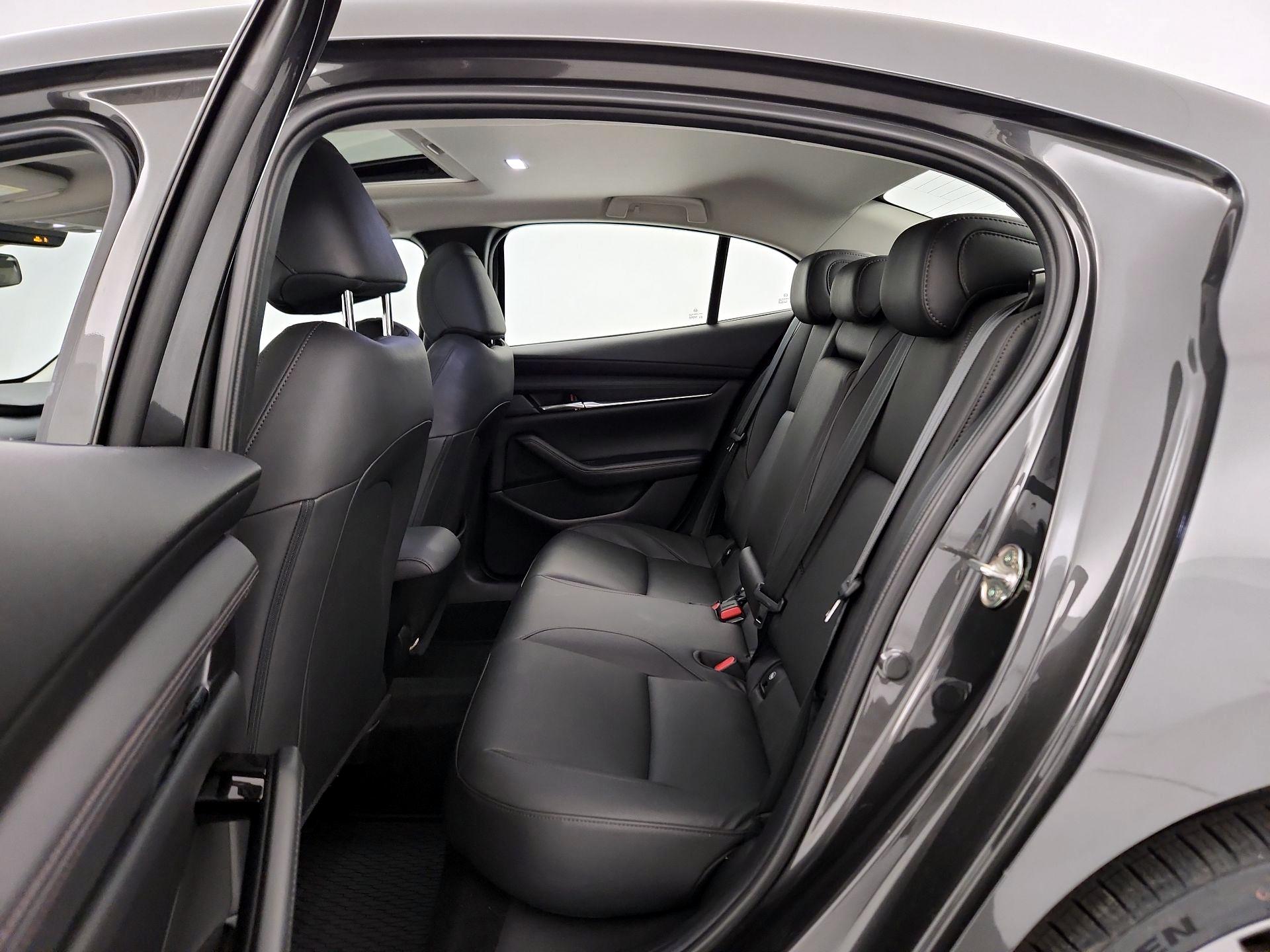 Thumbnail: 2022 Mazda Mazda3 - 20