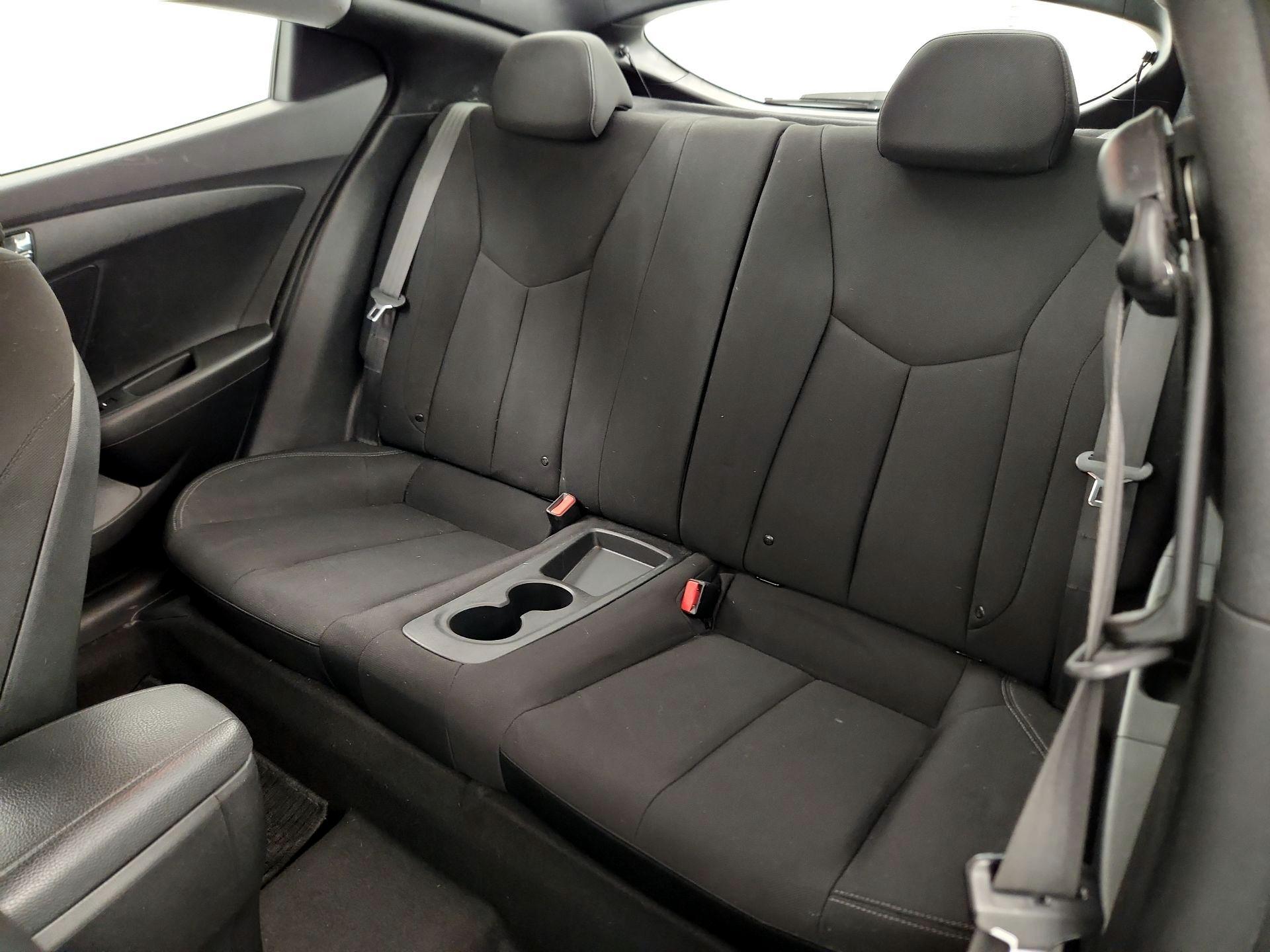 Thumbnail: 2017 Hyundai Veloster - 10