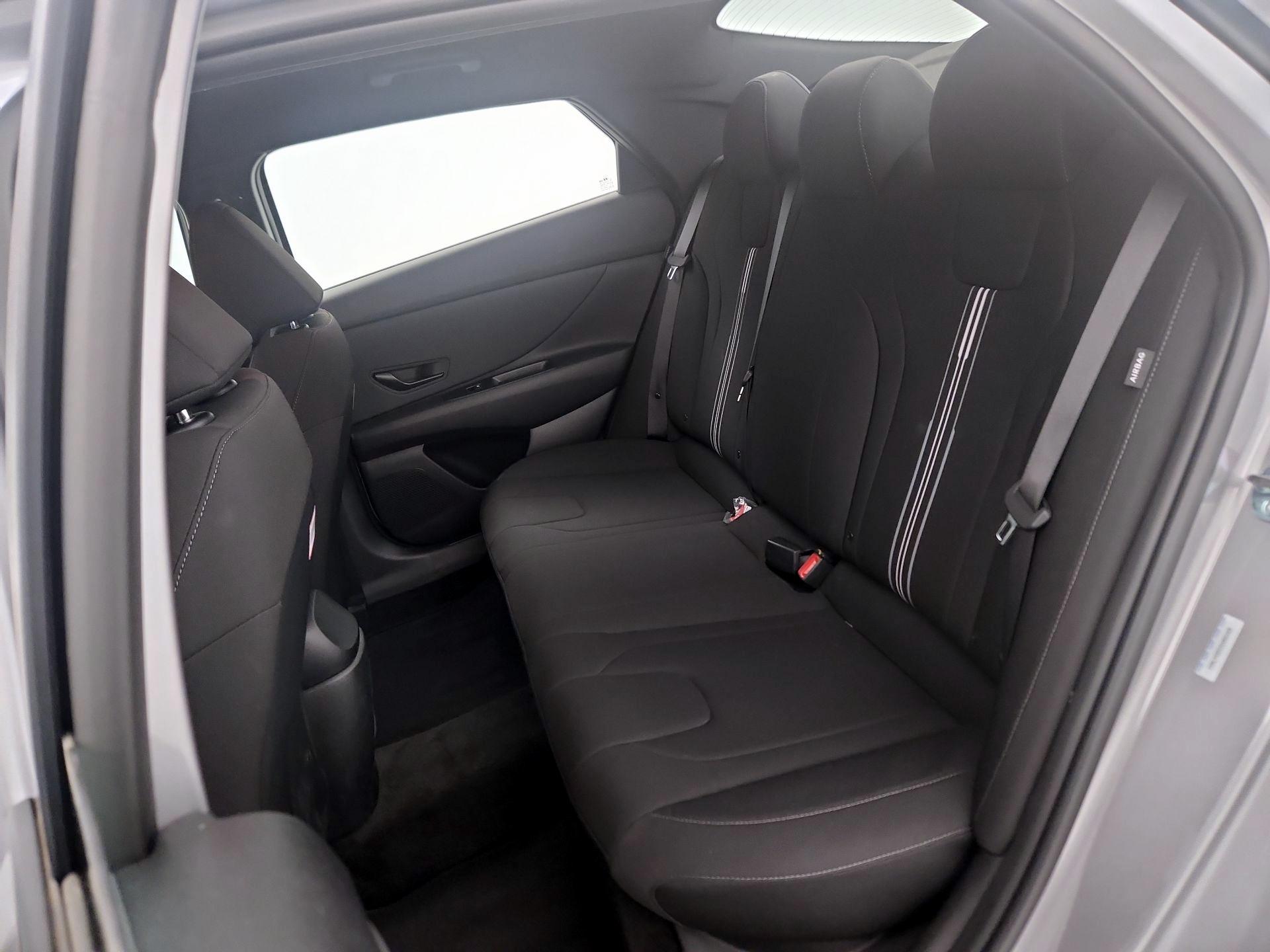 Thumbnail: 2025 Hyundai Elantra - 19