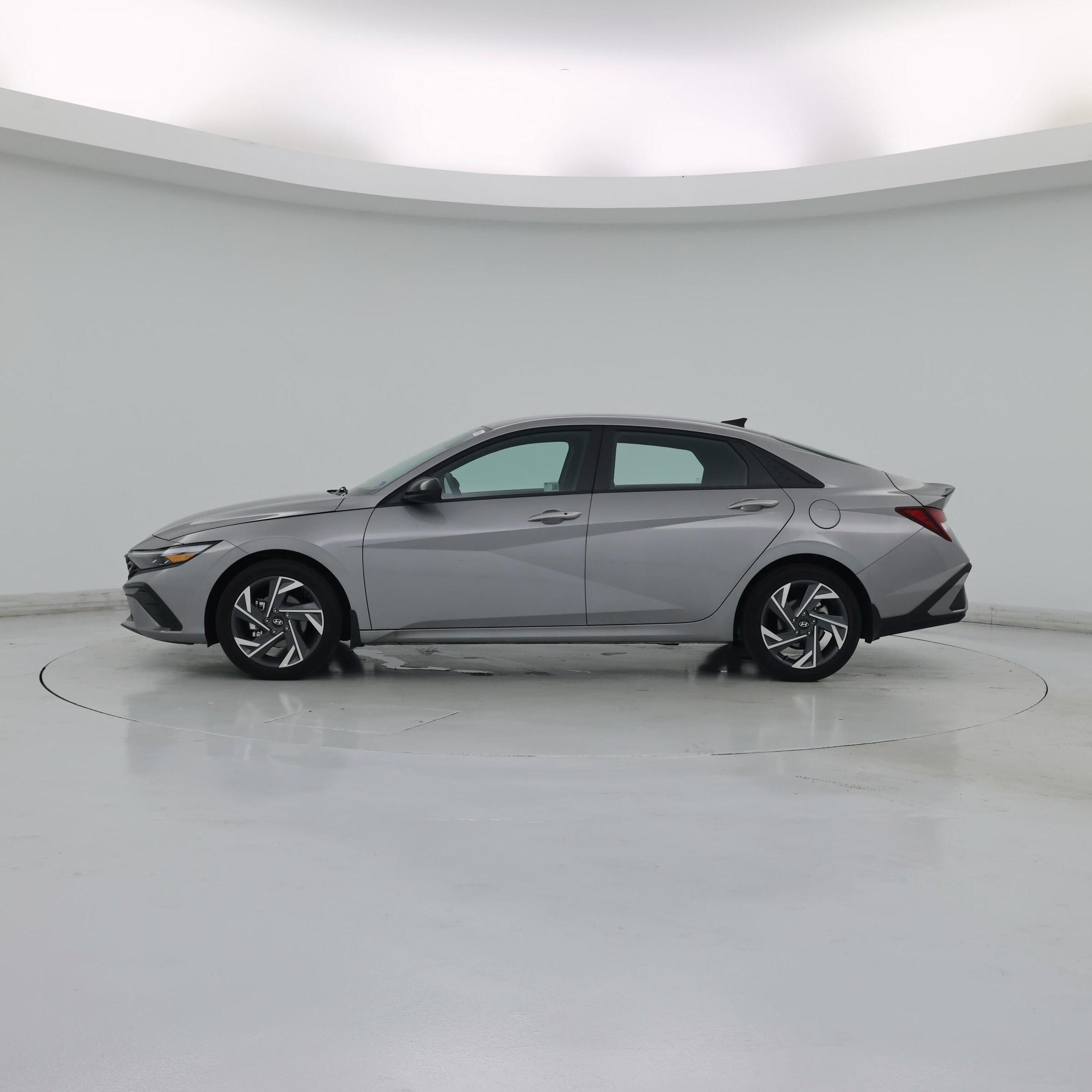 Thumbnail: 2025 Hyundai Elantra - 3