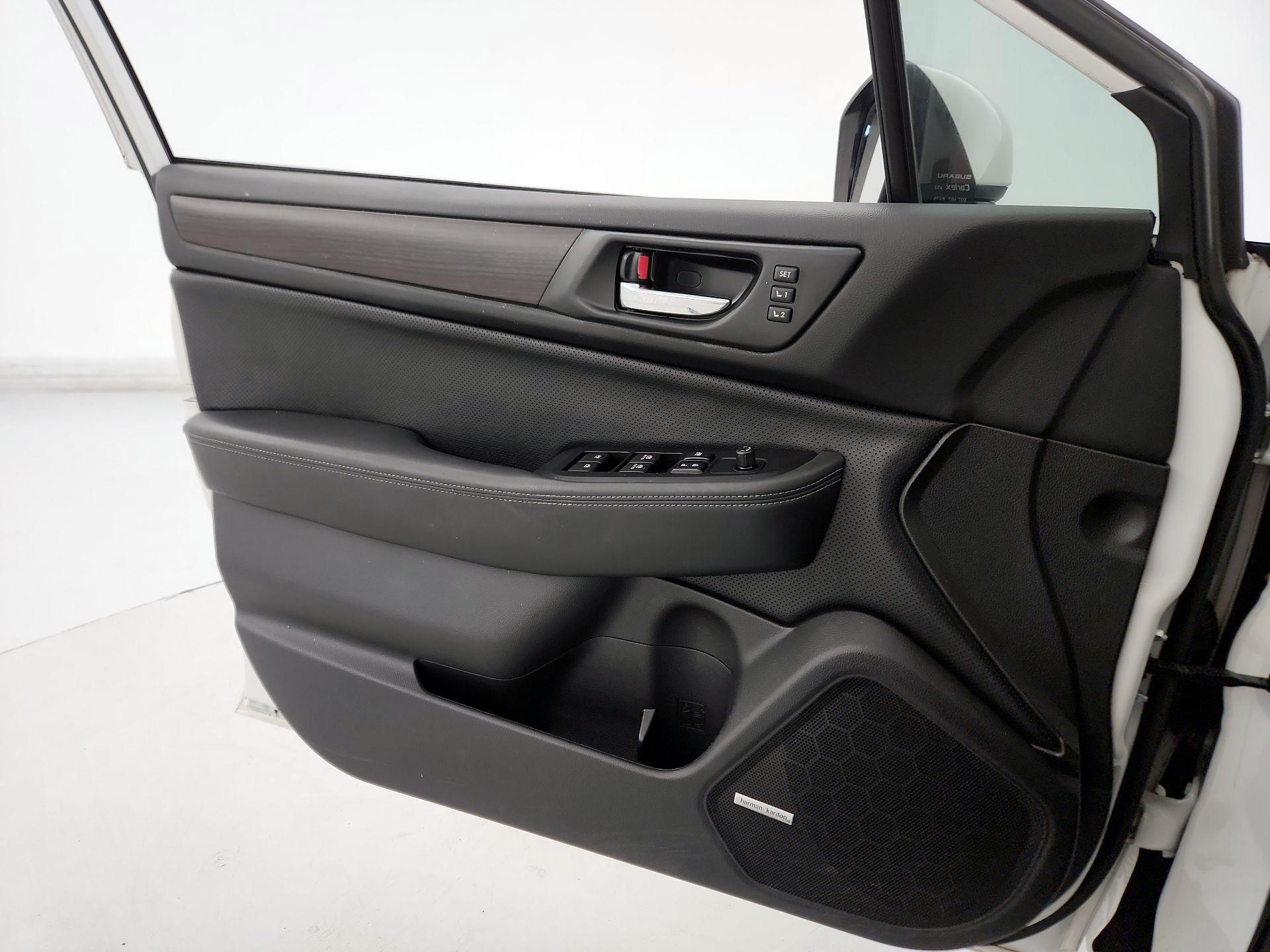 Thumbnail: 2016 Subaru Legacy - 12