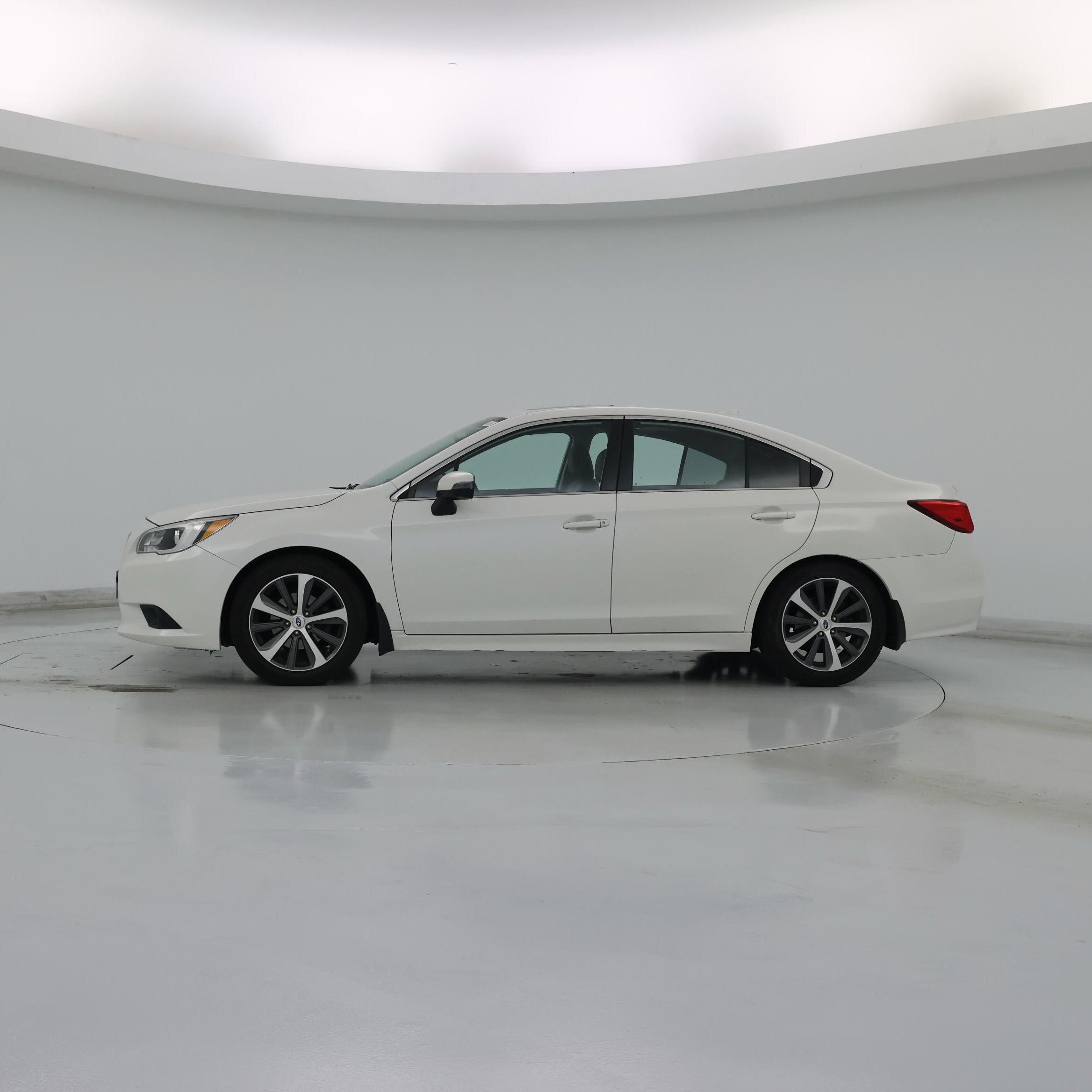 Thumbnail: 2016 Subaru Legacy - 3