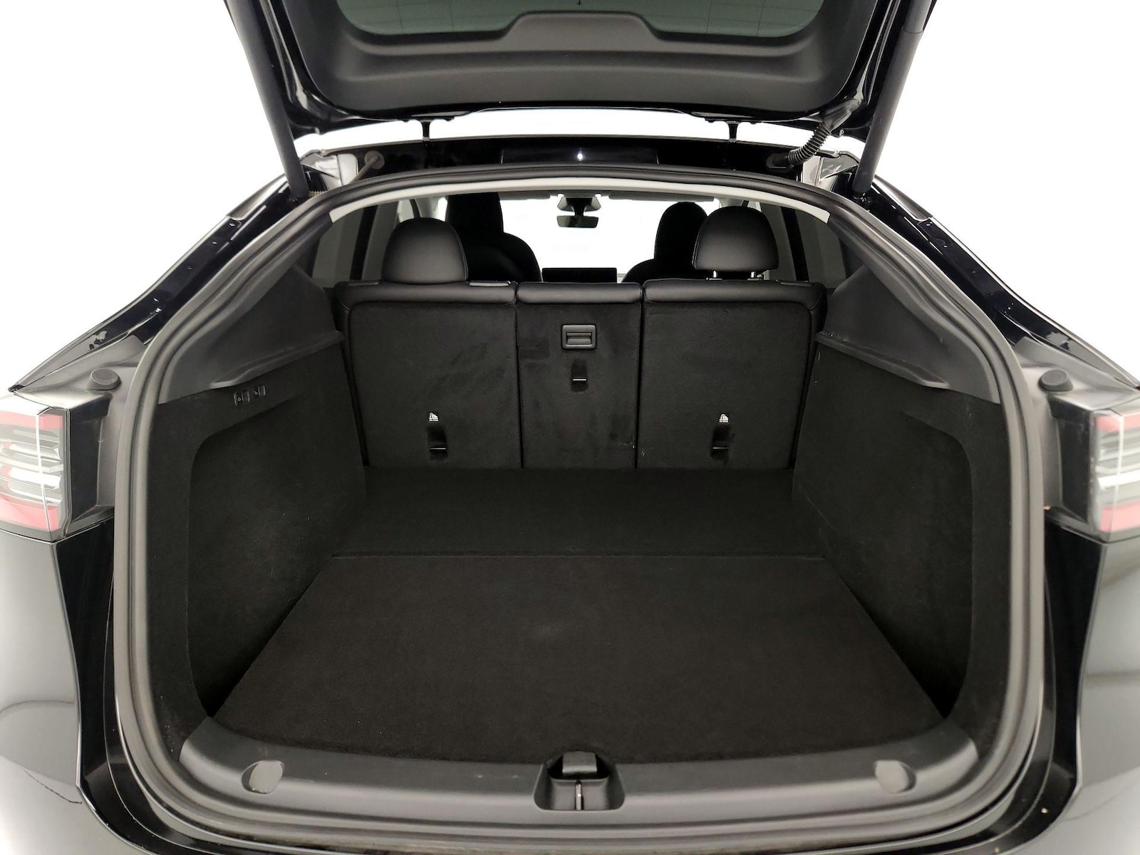 2025 Tesla Model Y Performance - Photo 20