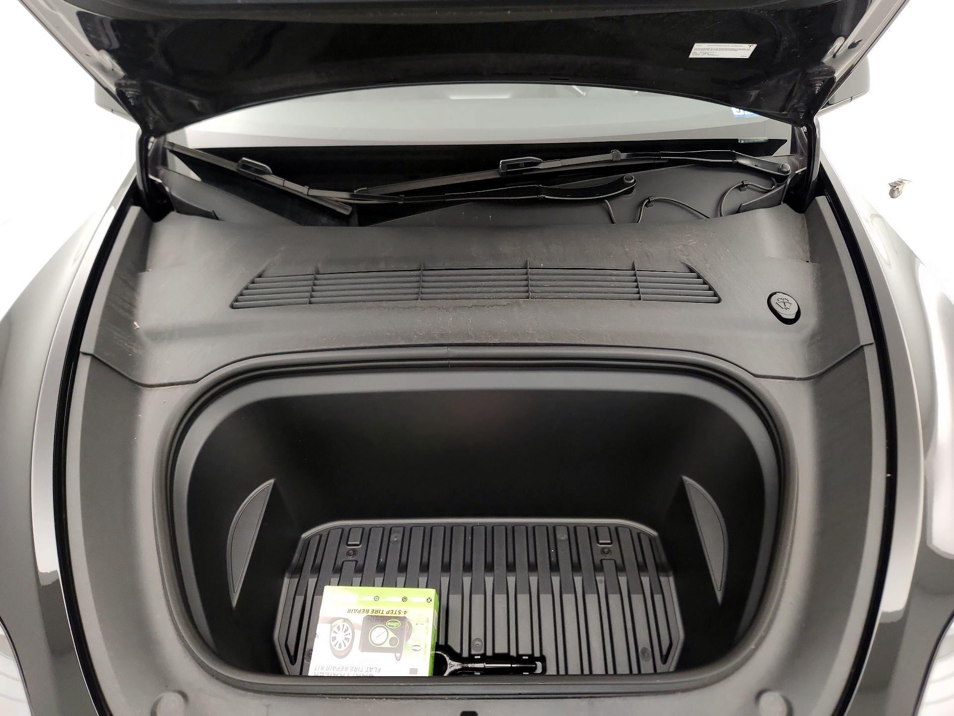 Thumbnail: 2025 Tesla Model Y - 20