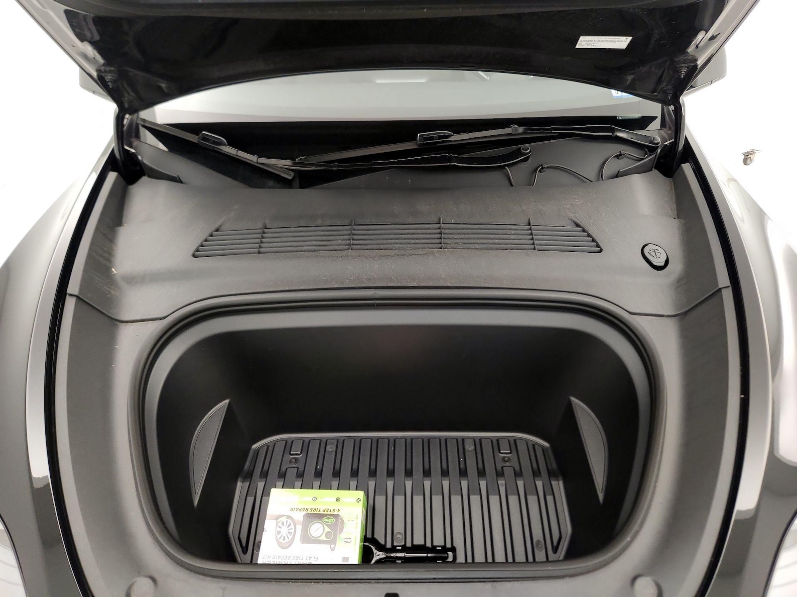 2025 Tesla Model Y Performance - Photo 21