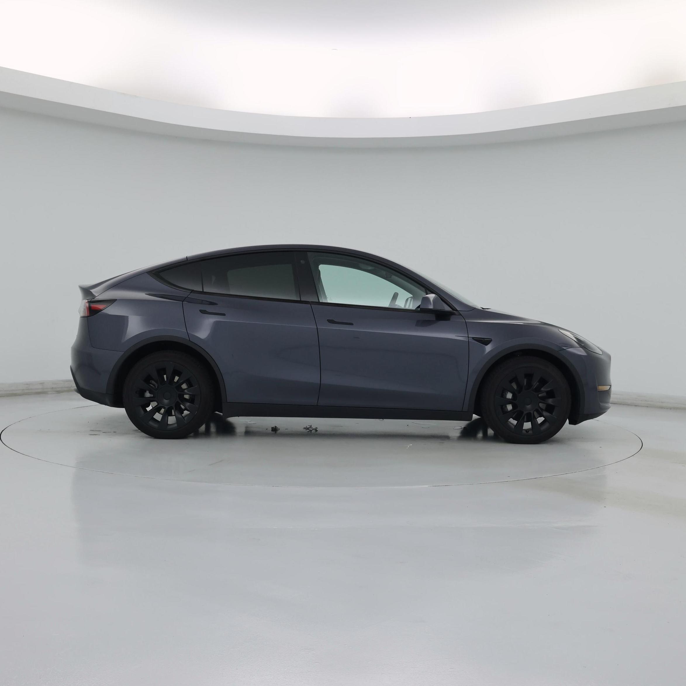 Thumbnail: 2023 Tesla Model Y - 7