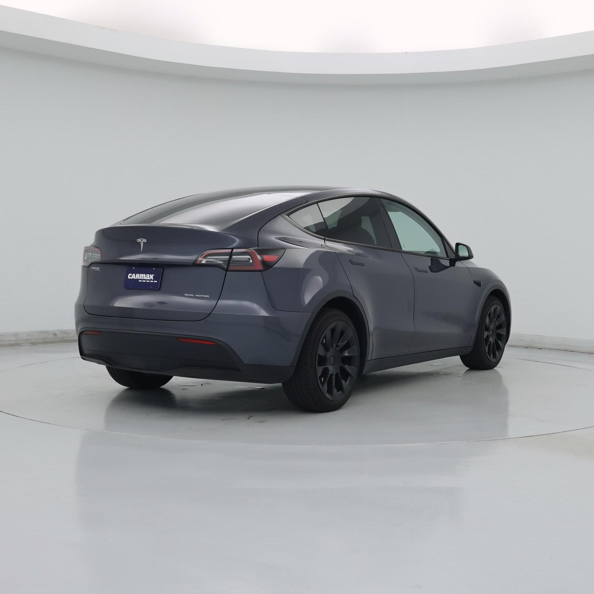 Thumbnail: 2023 Tesla Model Y - 8
