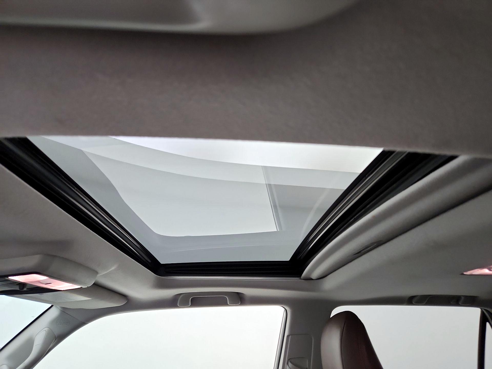 Thumbnail: 2019 Toyota 4Runner - 20