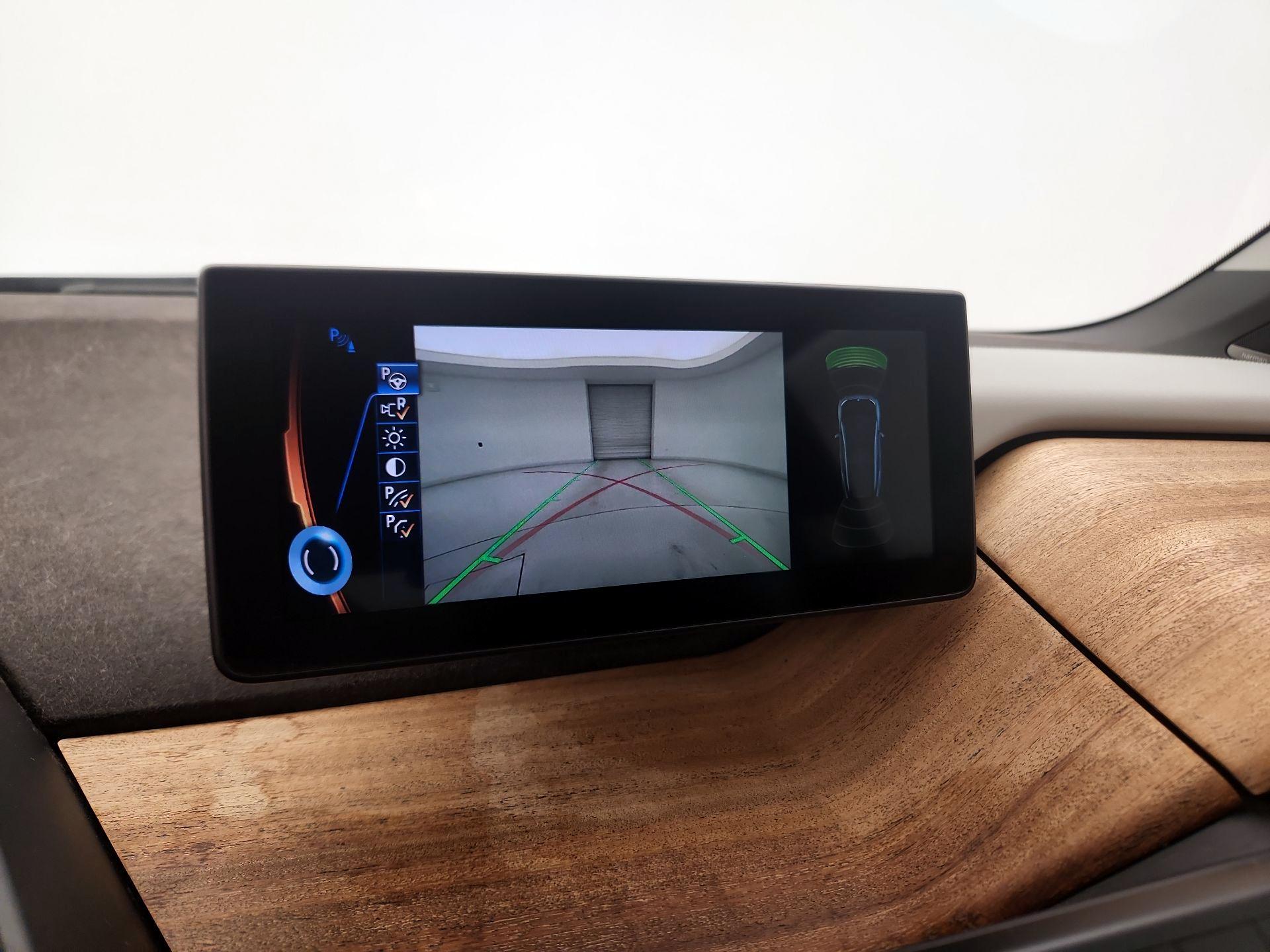 Thumbnail: 2016 BMW i3 - 14