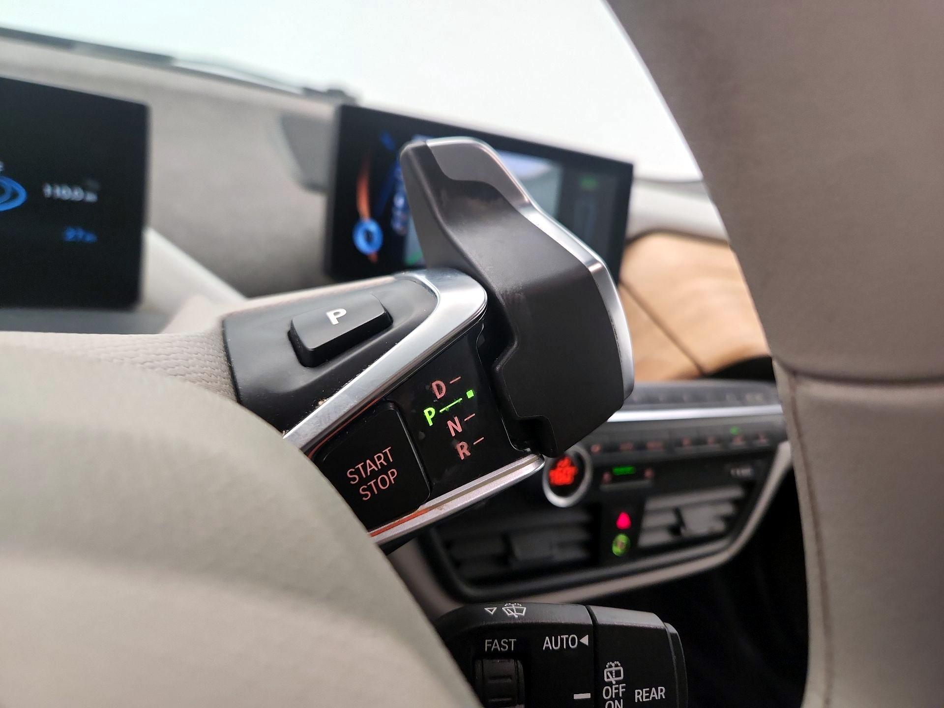 Thumbnail: 2016 BMW i3 - 17