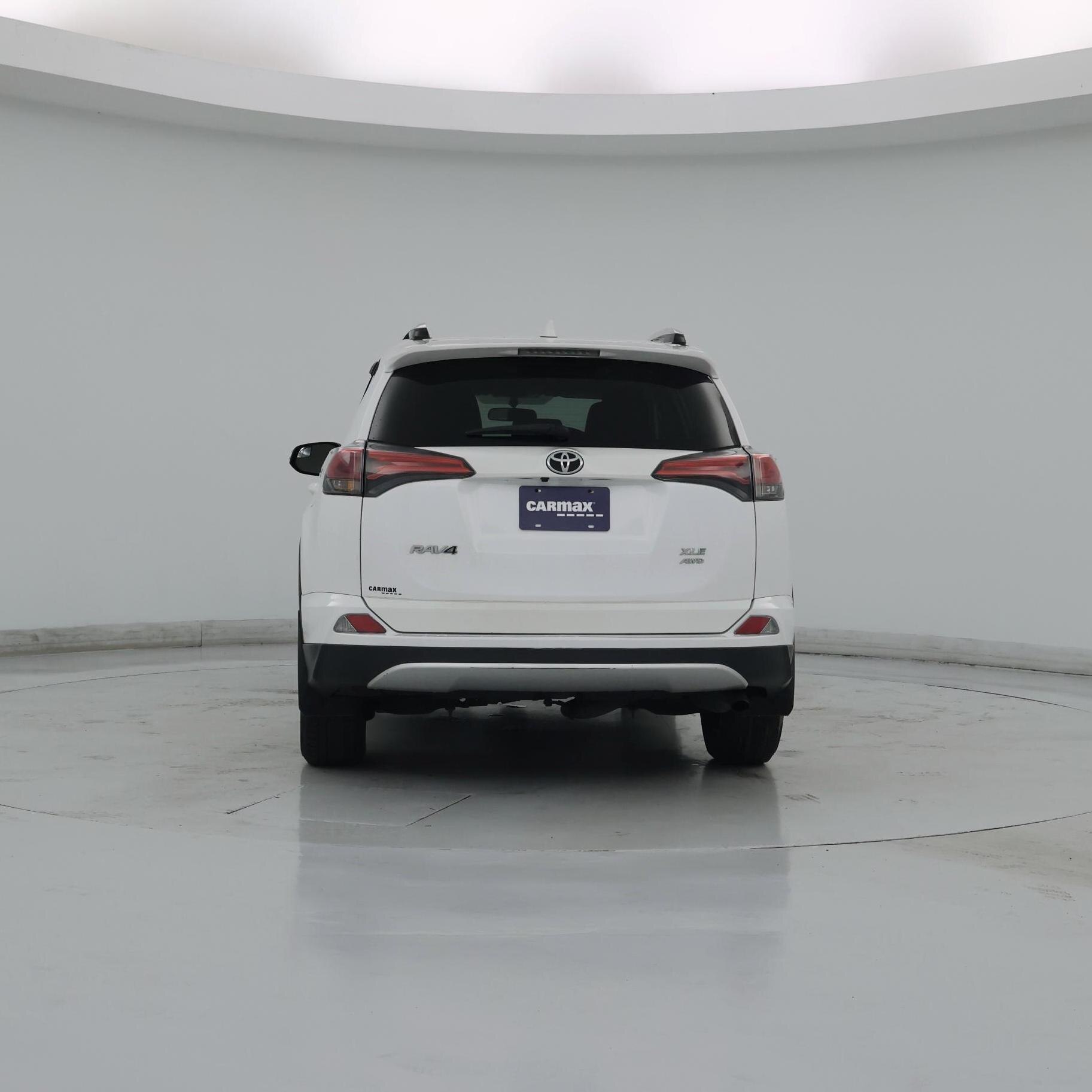 Thumbnail: 2016 Toyota RAV4 - 6