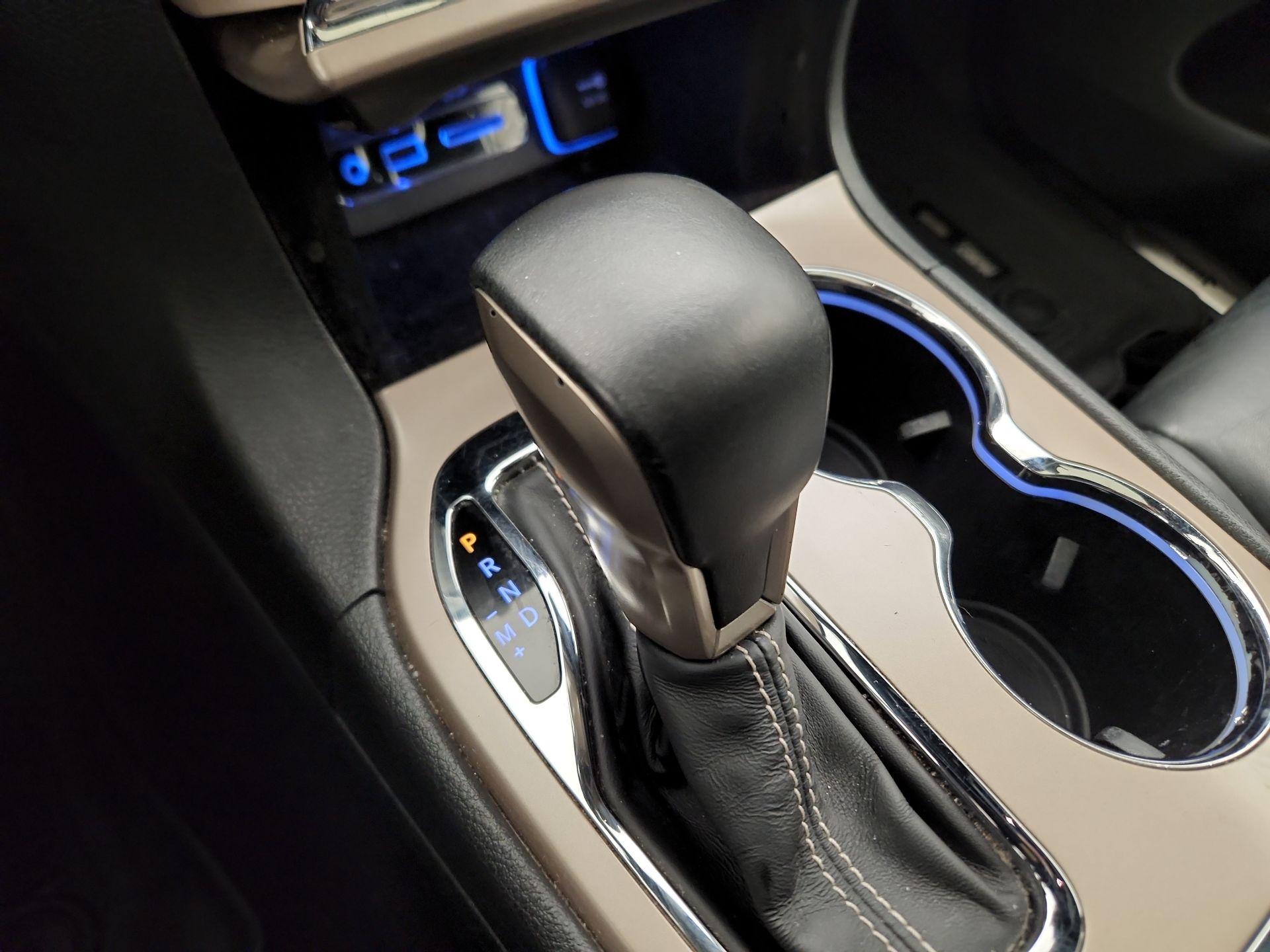 Thumbnail: 2017 Jeep Grand Cherokee - 18