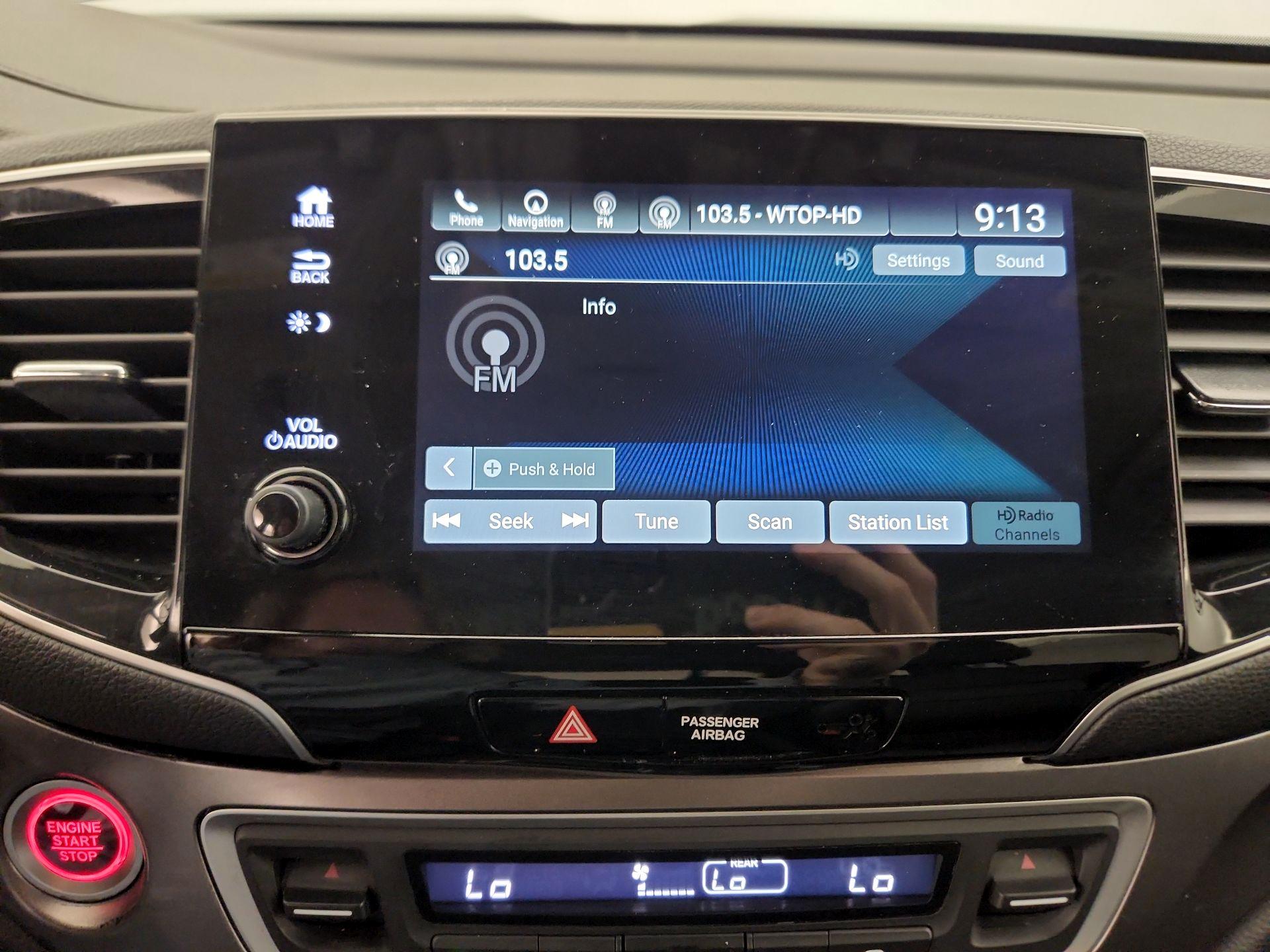 Thumbnail: 2019 Honda Pilot - 16