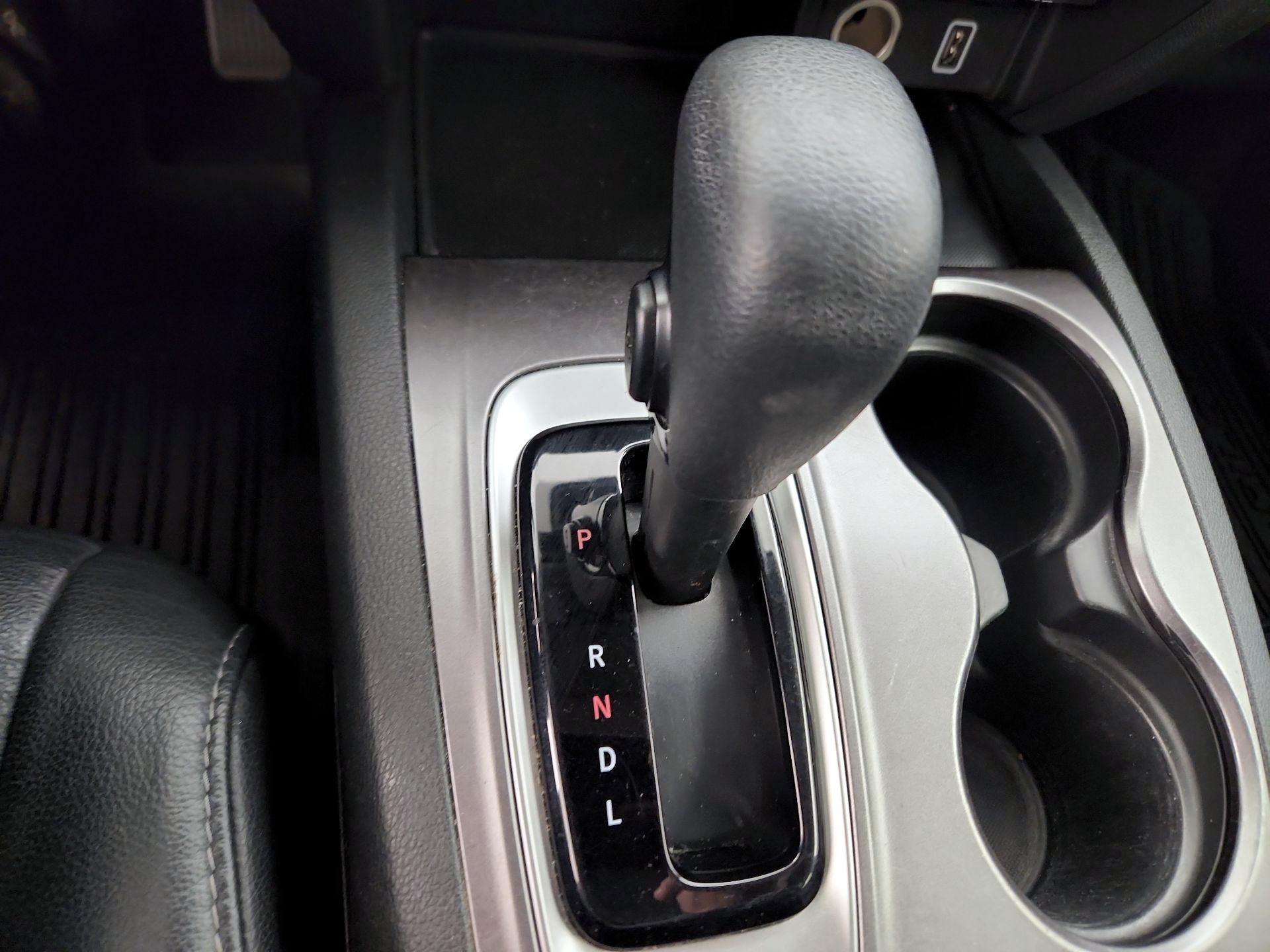 Thumbnail: 2019 Honda Pilot - 18