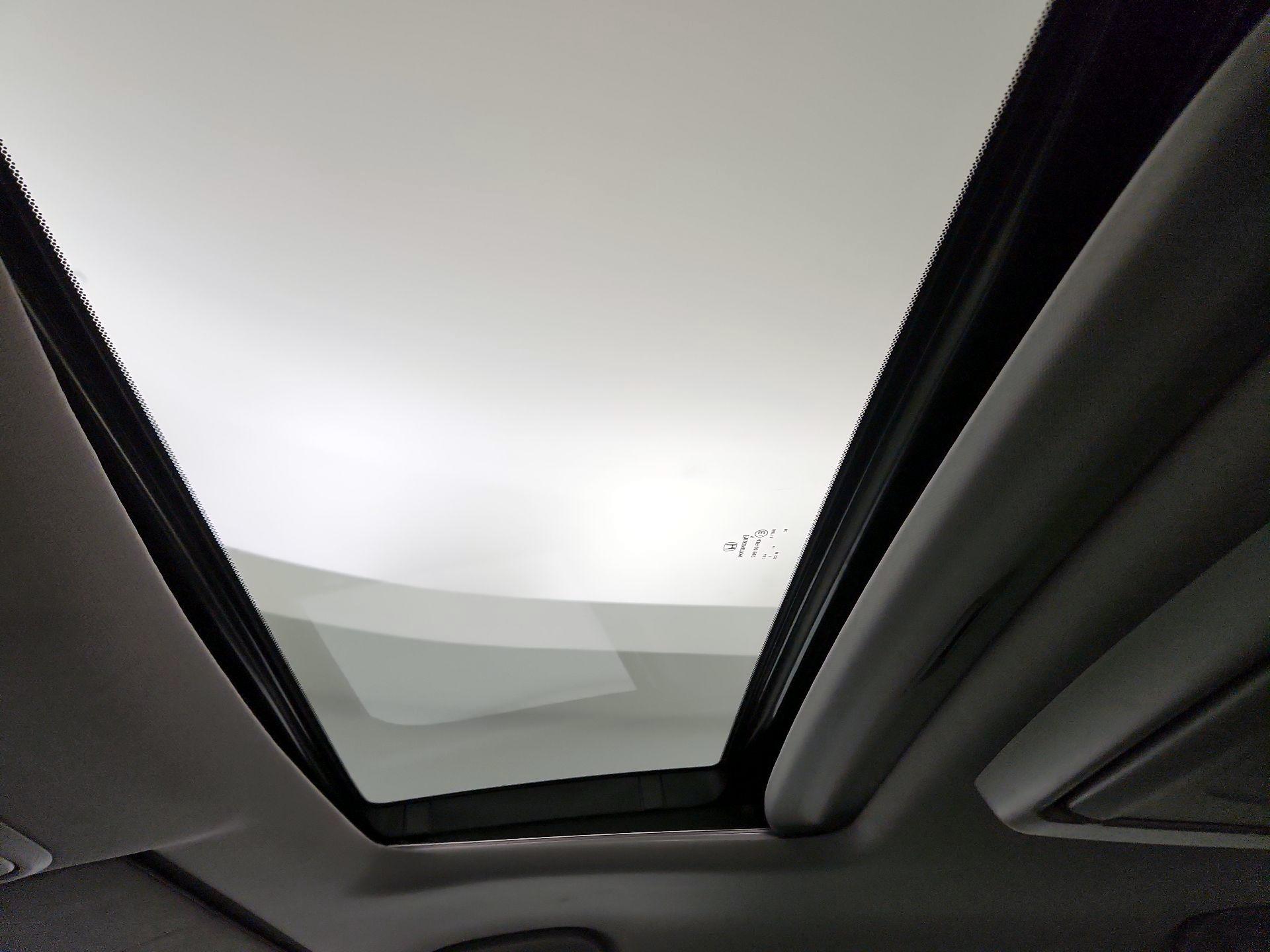 Thumbnail: 2019 Honda Pilot - 20