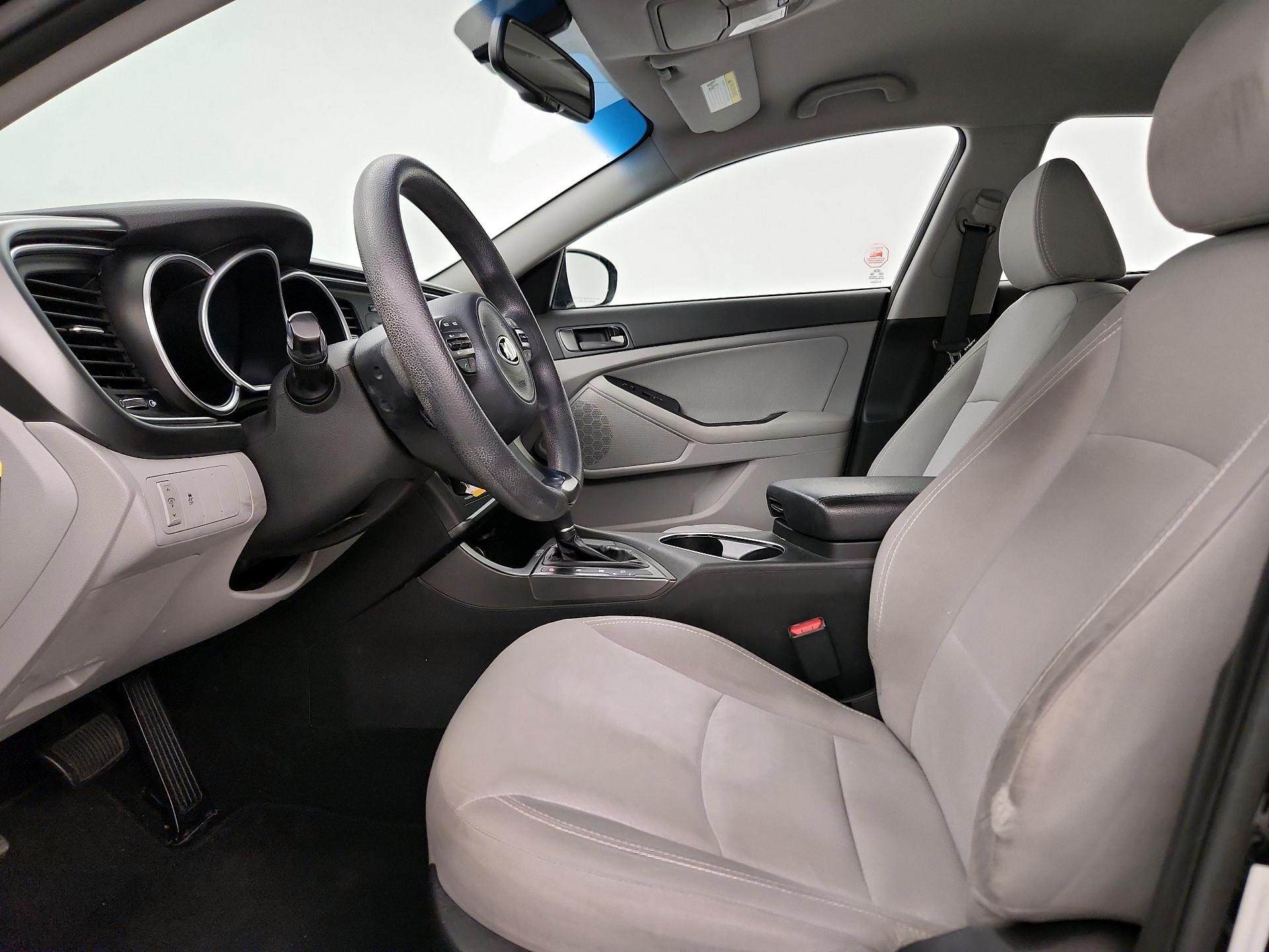 Thumbnail: 2015 Kia Optima - 11