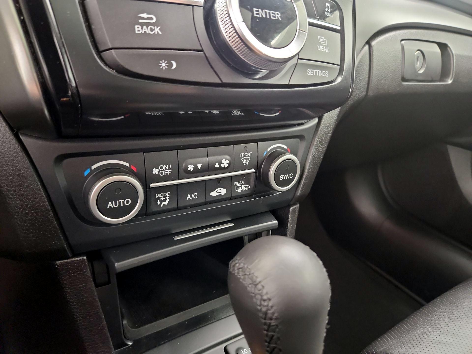 Thumbnail: 2018 Acura ILX - 16