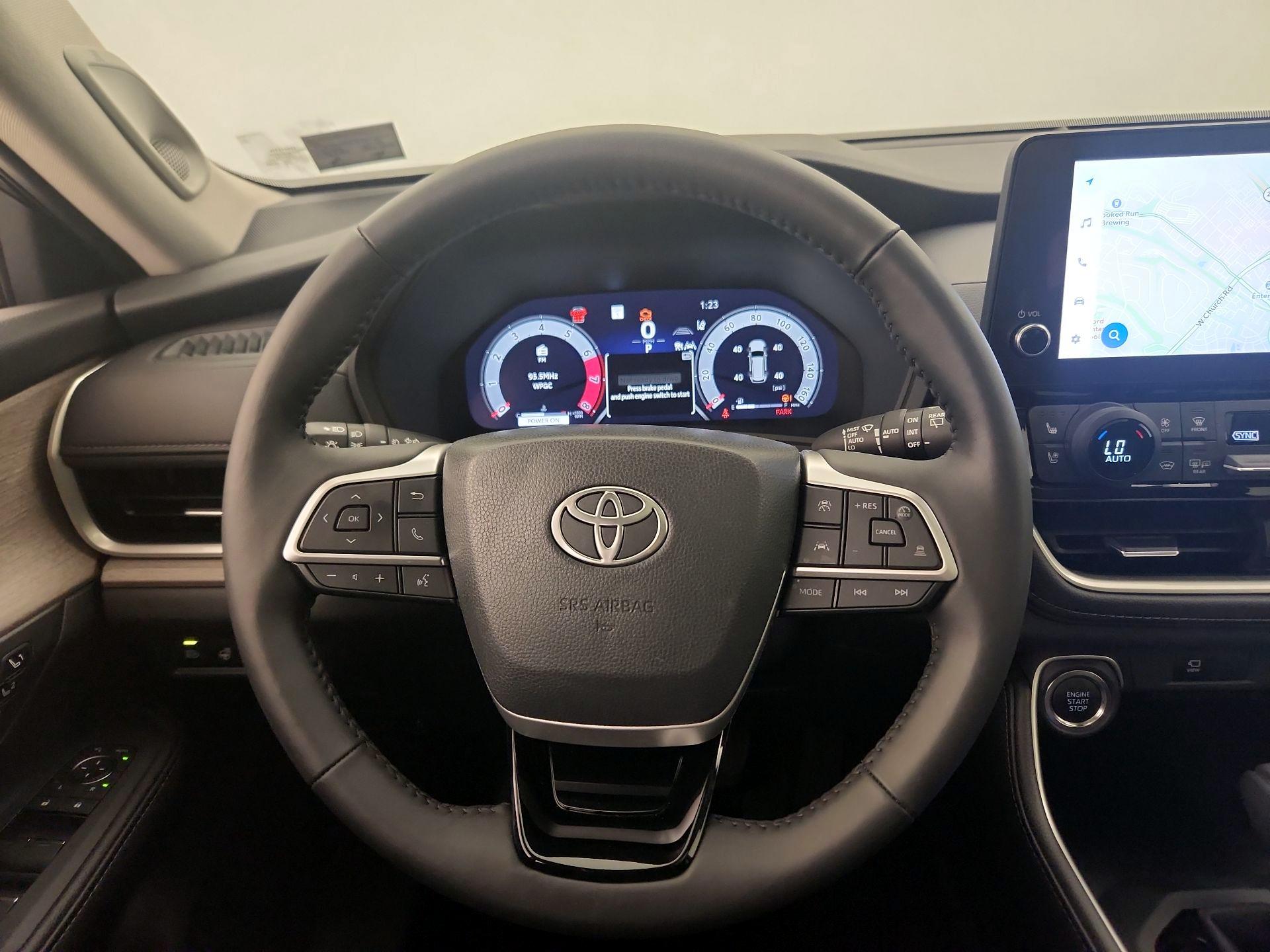 Thumbnail: 2025 Toyota Grand Highlander - 10