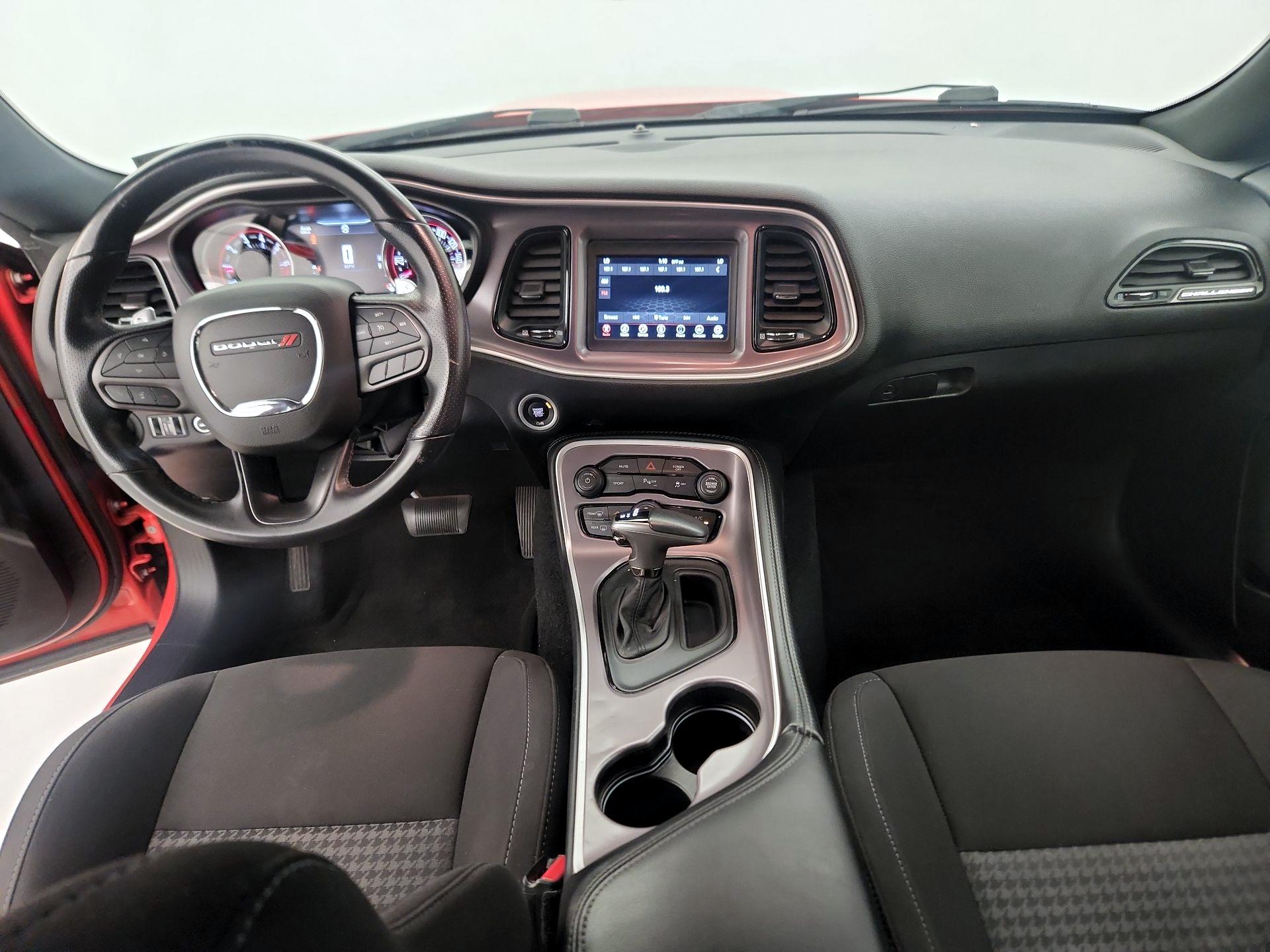 Thumbnail: 2022 Dodge Challenger - 9