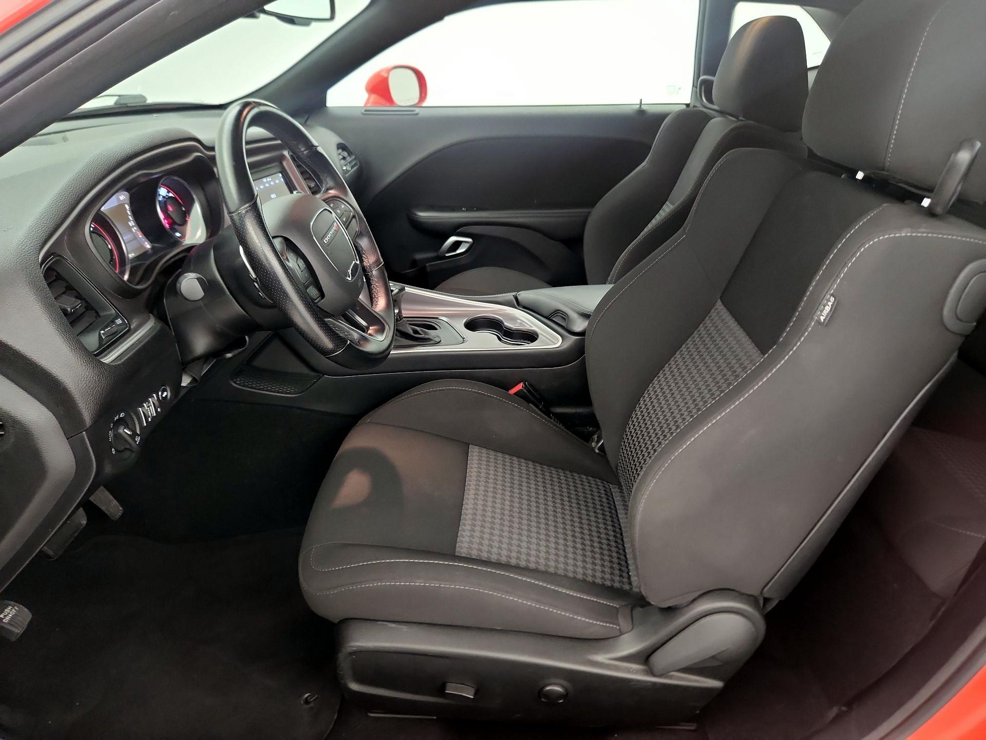 Thumbnail: 2022 Dodge Challenger - 11