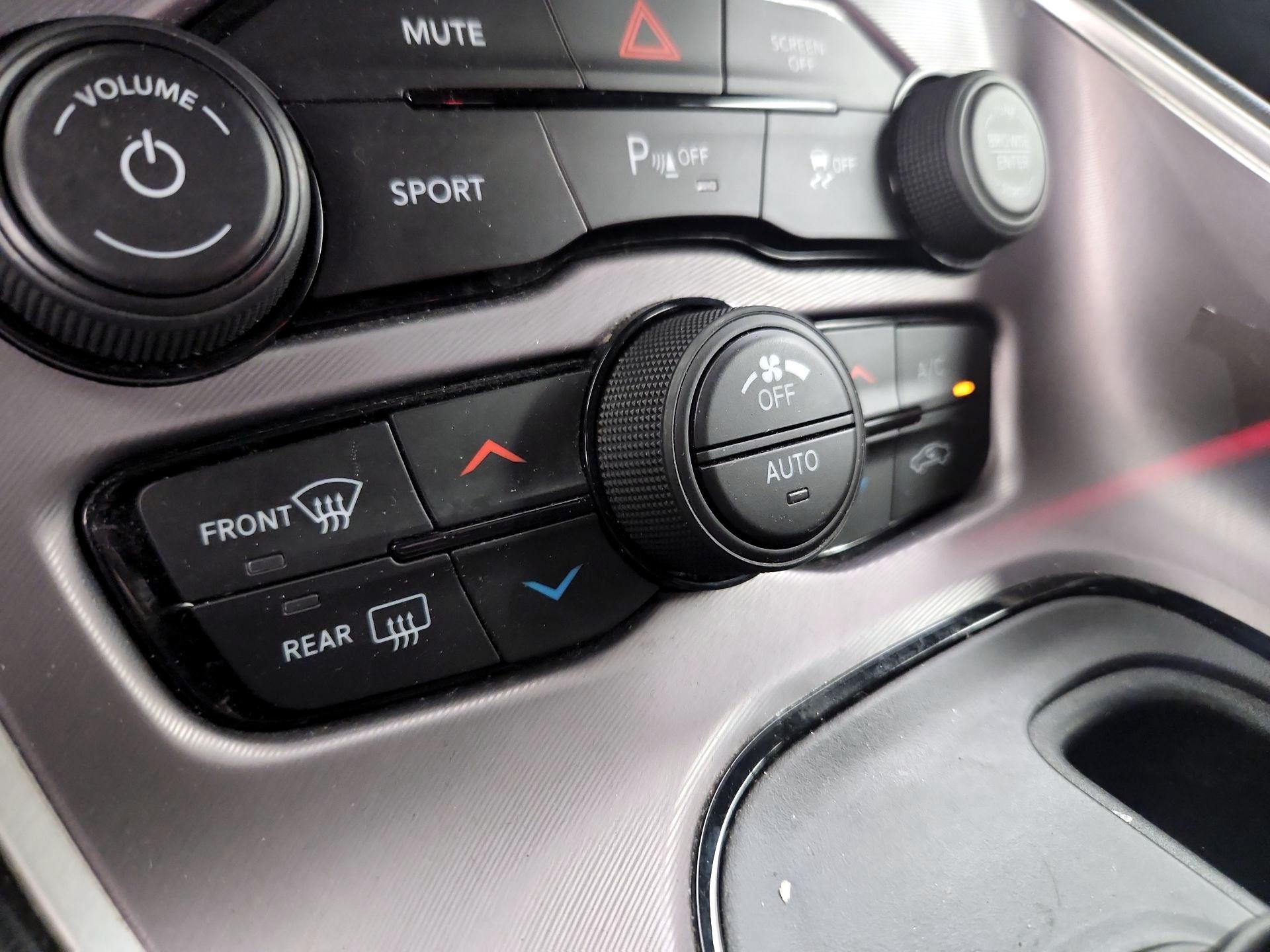 Thumbnail: 2022 Dodge Challenger - 16