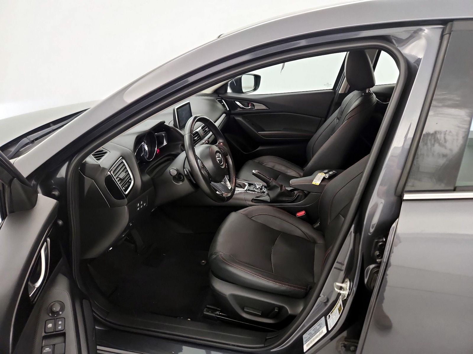 2016 Mazda MAZDA3 s Grand Touring - Photo 12
