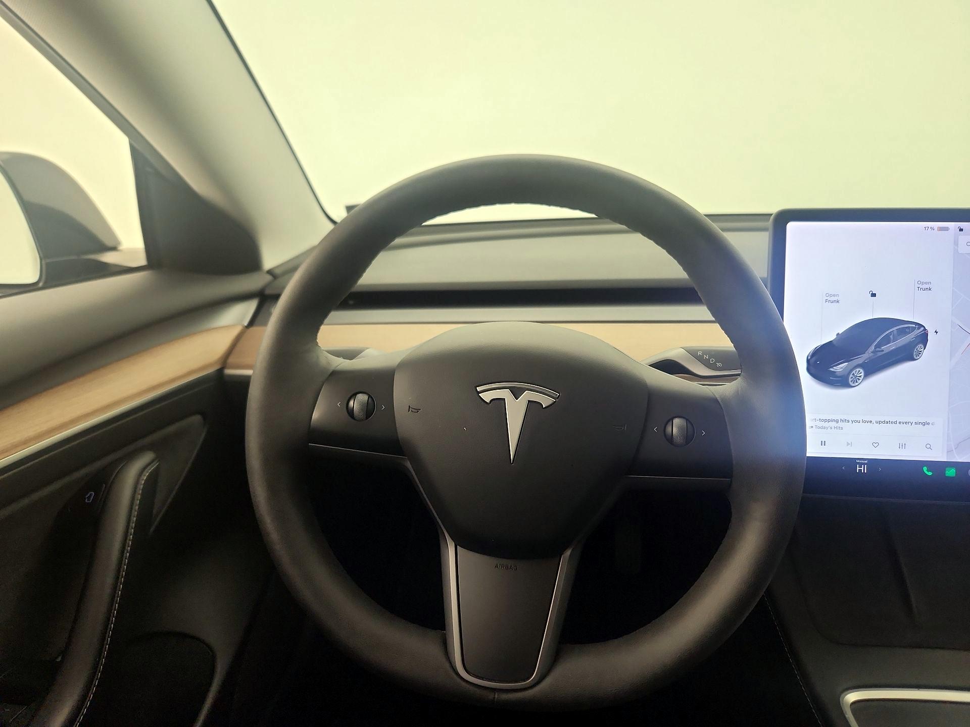 Thumbnail: 2021 Tesla Model 3 - 10
