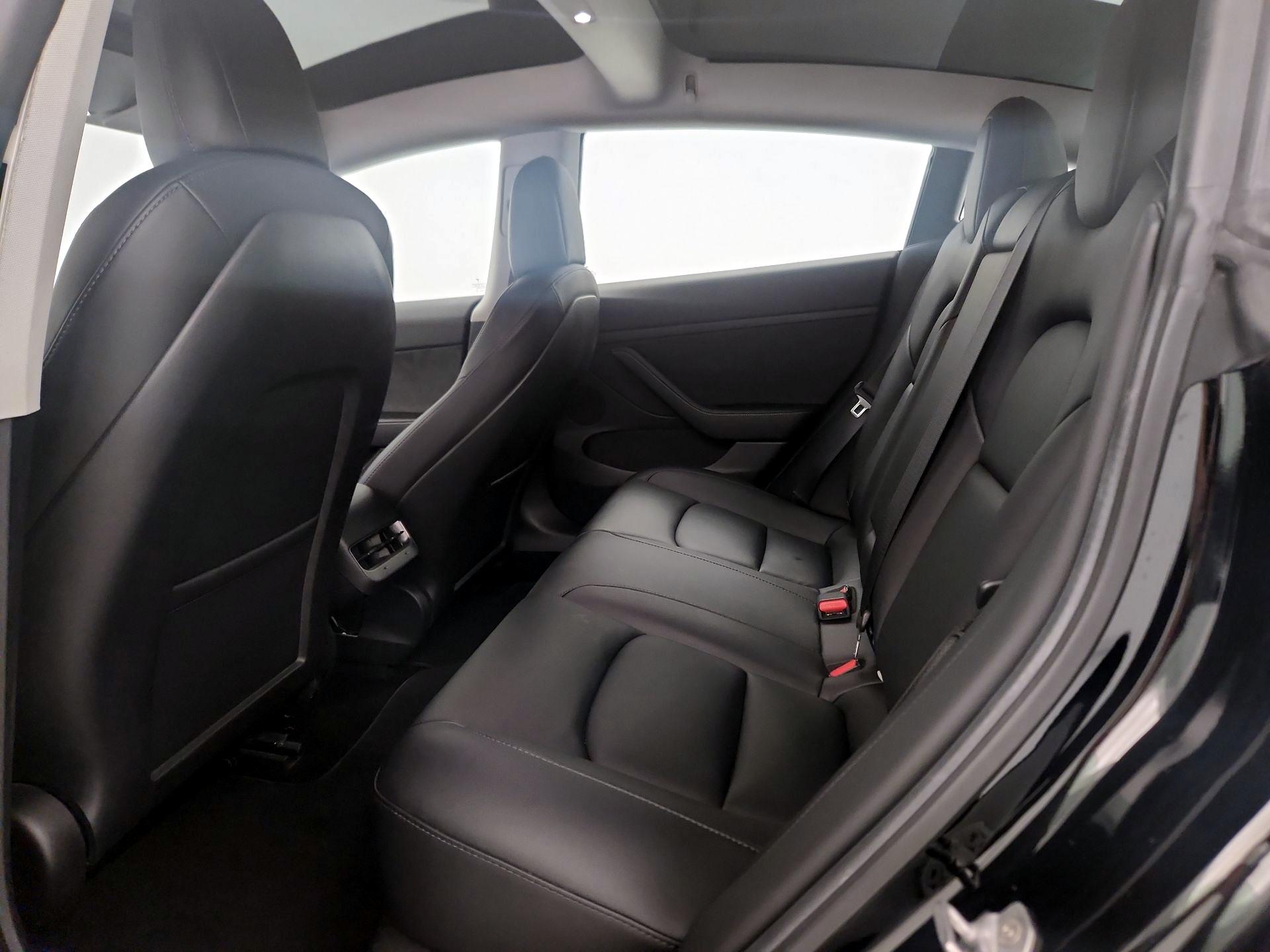 Thumbnail: 2021 Tesla Model 3 - 20