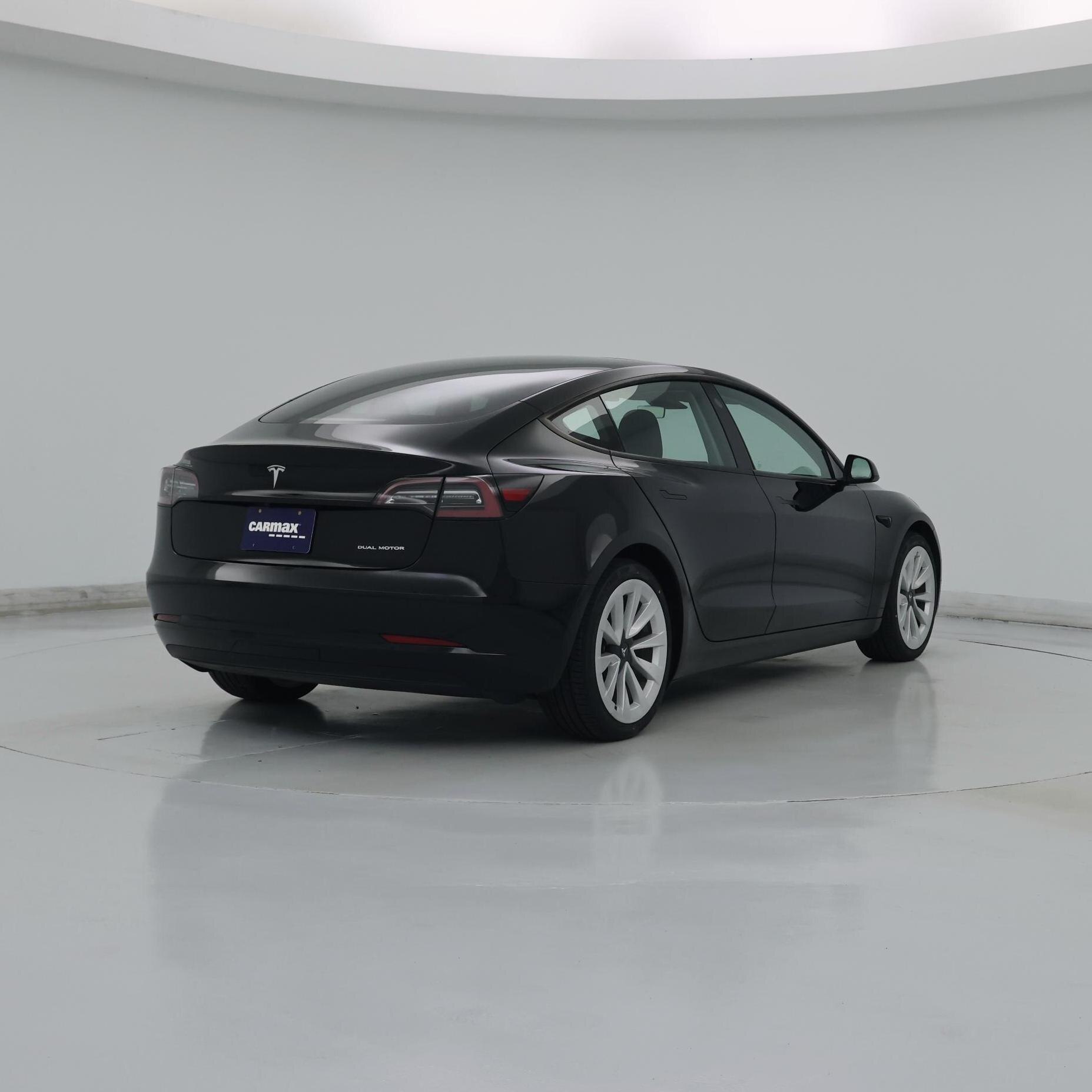 Thumbnail: 2021 Tesla Model 3 - 8