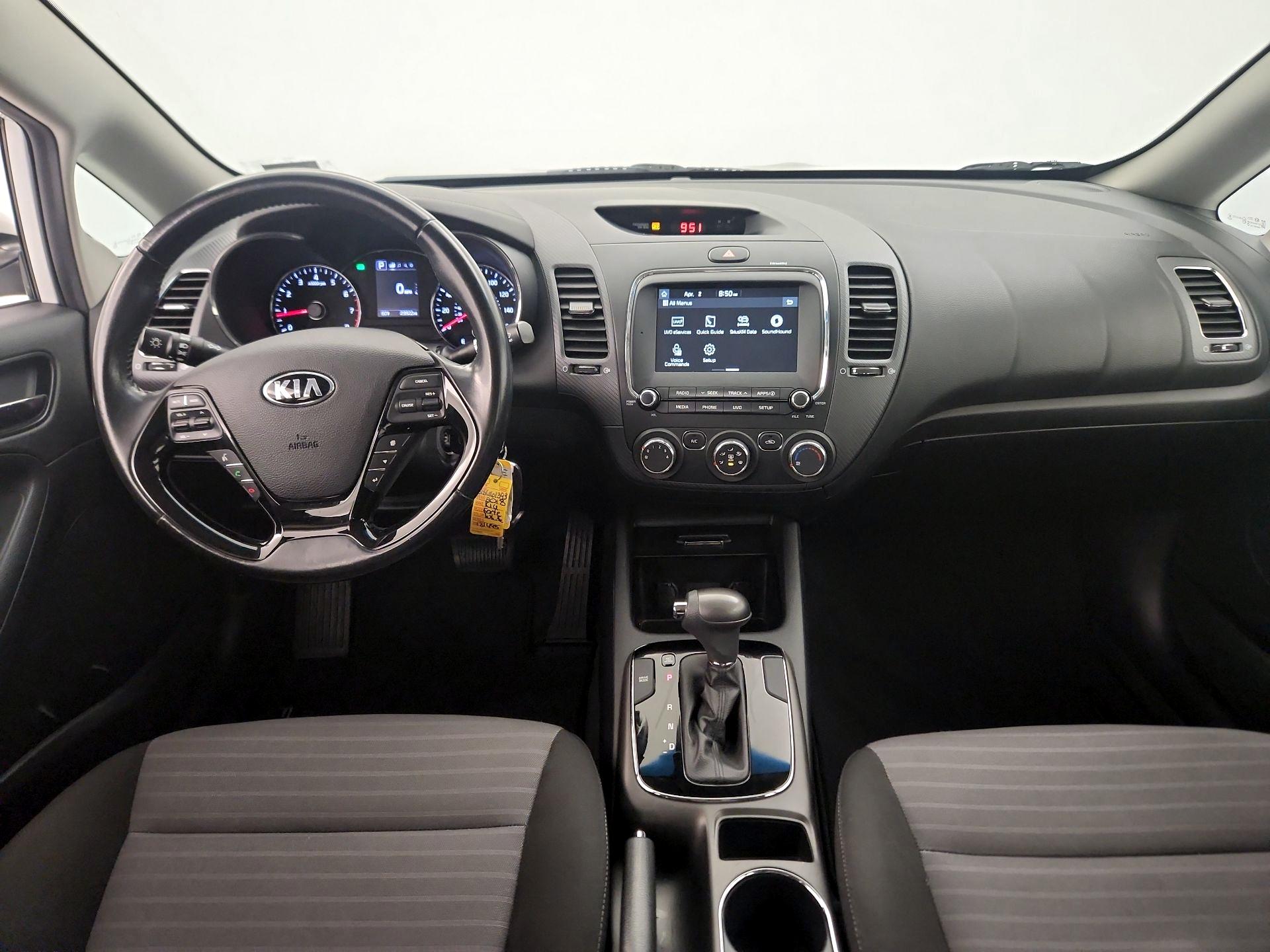 Thumbnail: 2018 Kia Forte - 9