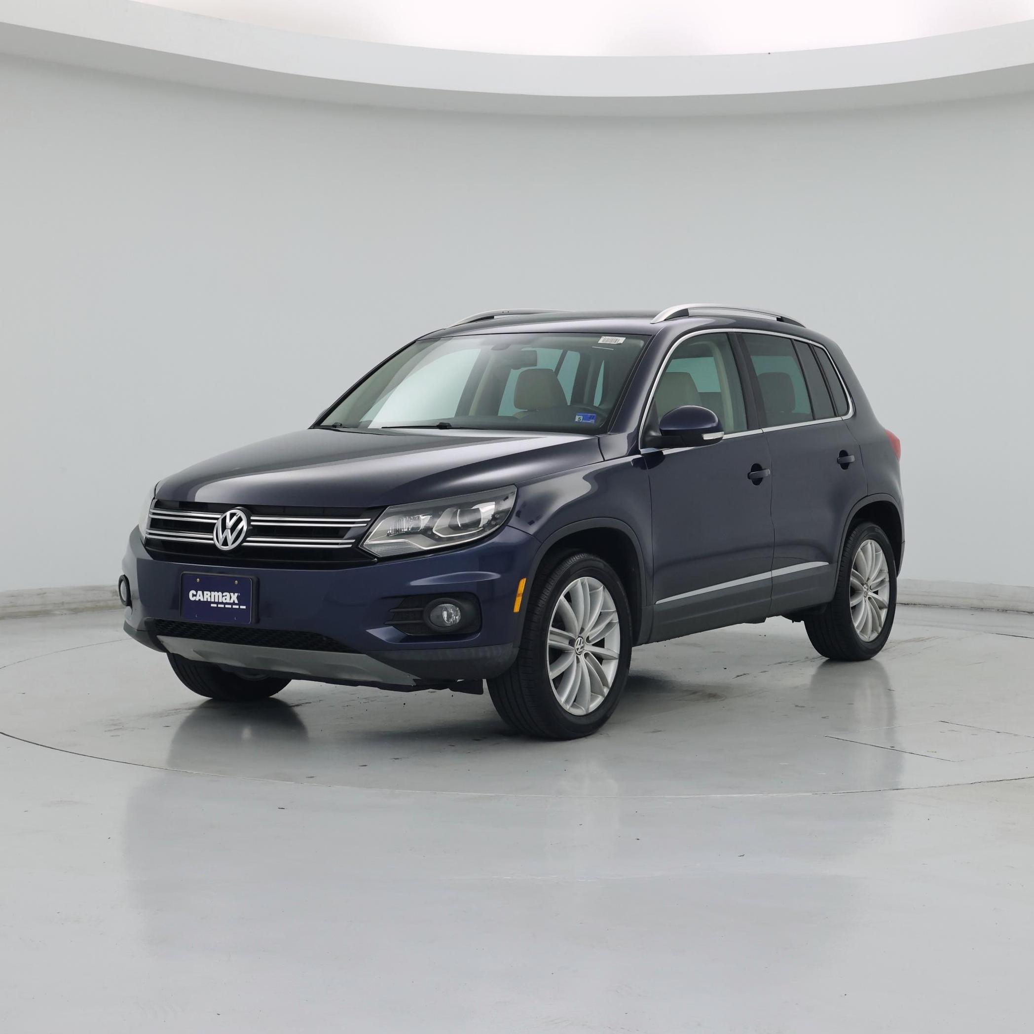Thumbnail: 2016 Volkswagen Tiguan - 4
