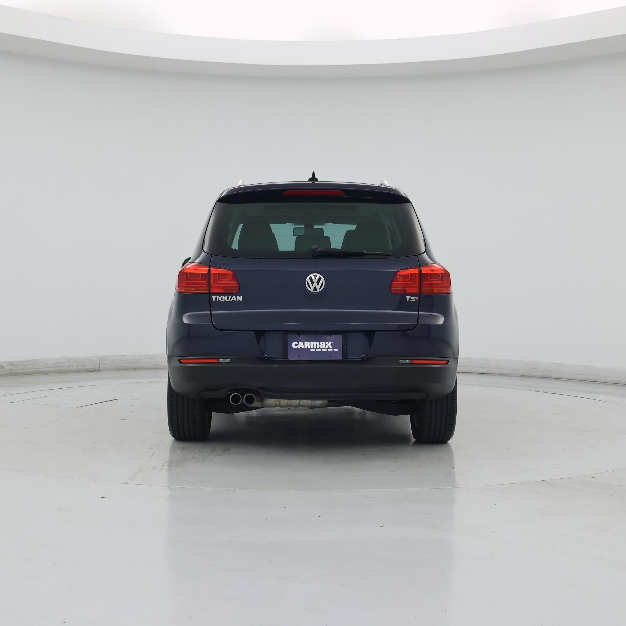 Thumbnail: 2016 Volkswagen Tiguan - 6