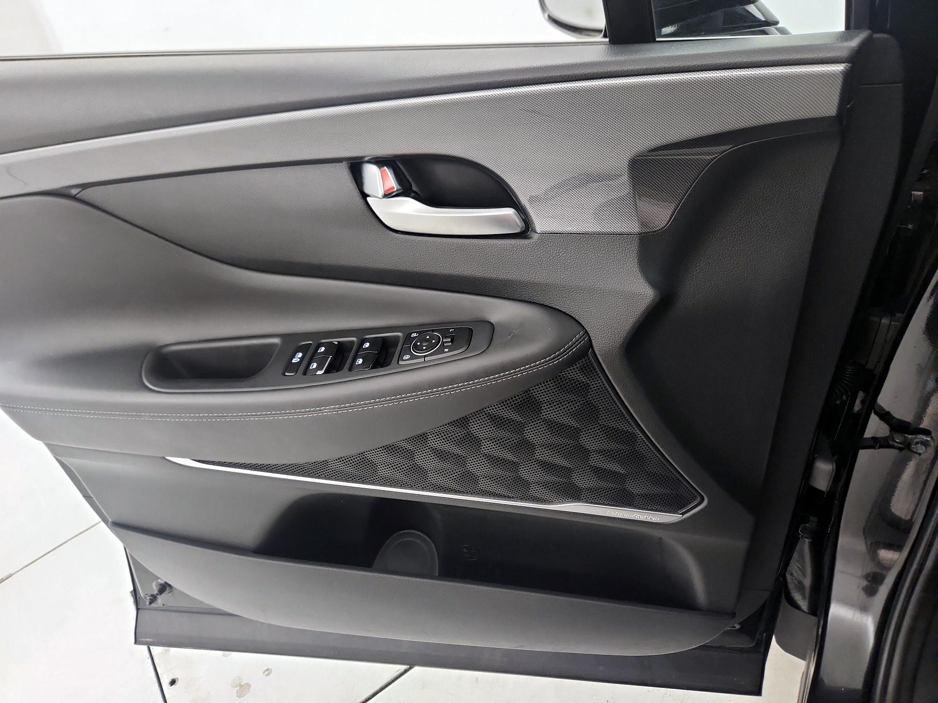 Thumbnail: 2021 Hyundai Santa Fe - 12